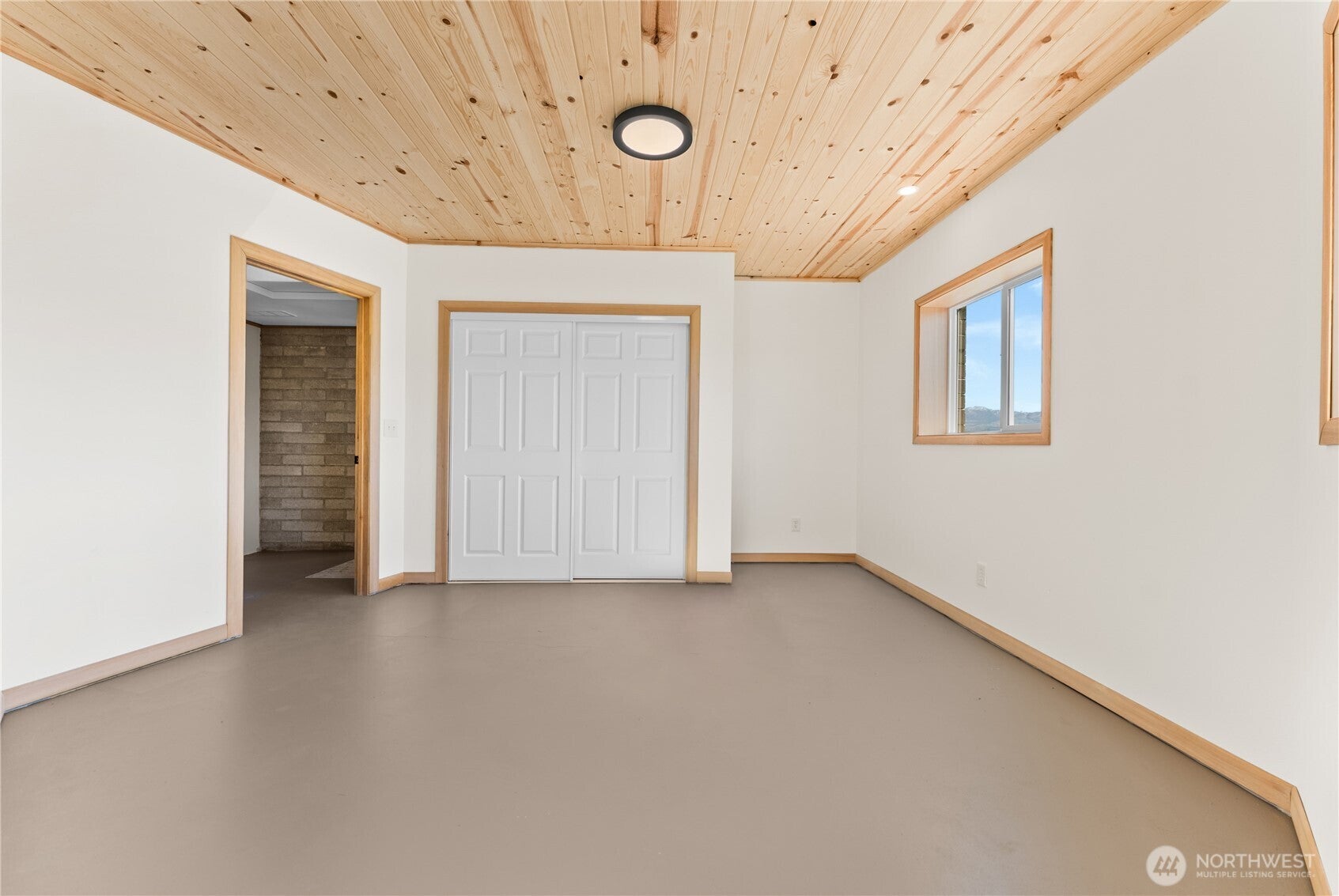 Okanogan, Washington, 98840, United States, 3 Bedrooms Bedrooms, ,2 BathroomsBathrooms,Residential,For Sale,1786609