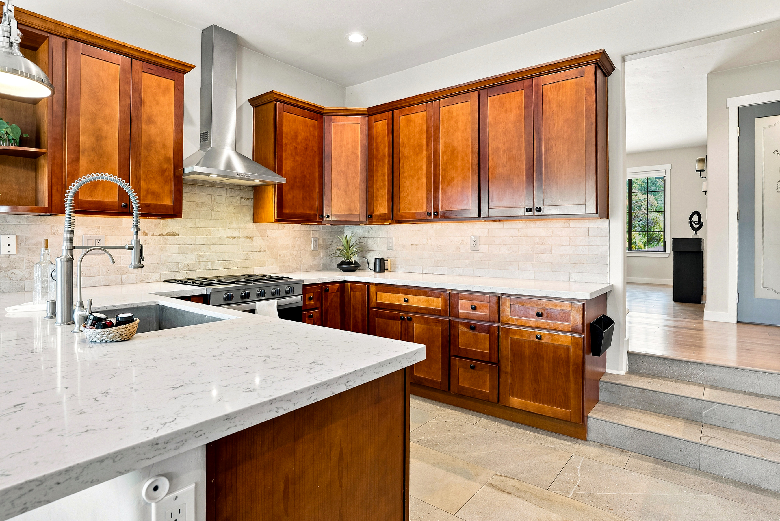  5324 Hidden Oak Court, Royal Oaks - 物件實景