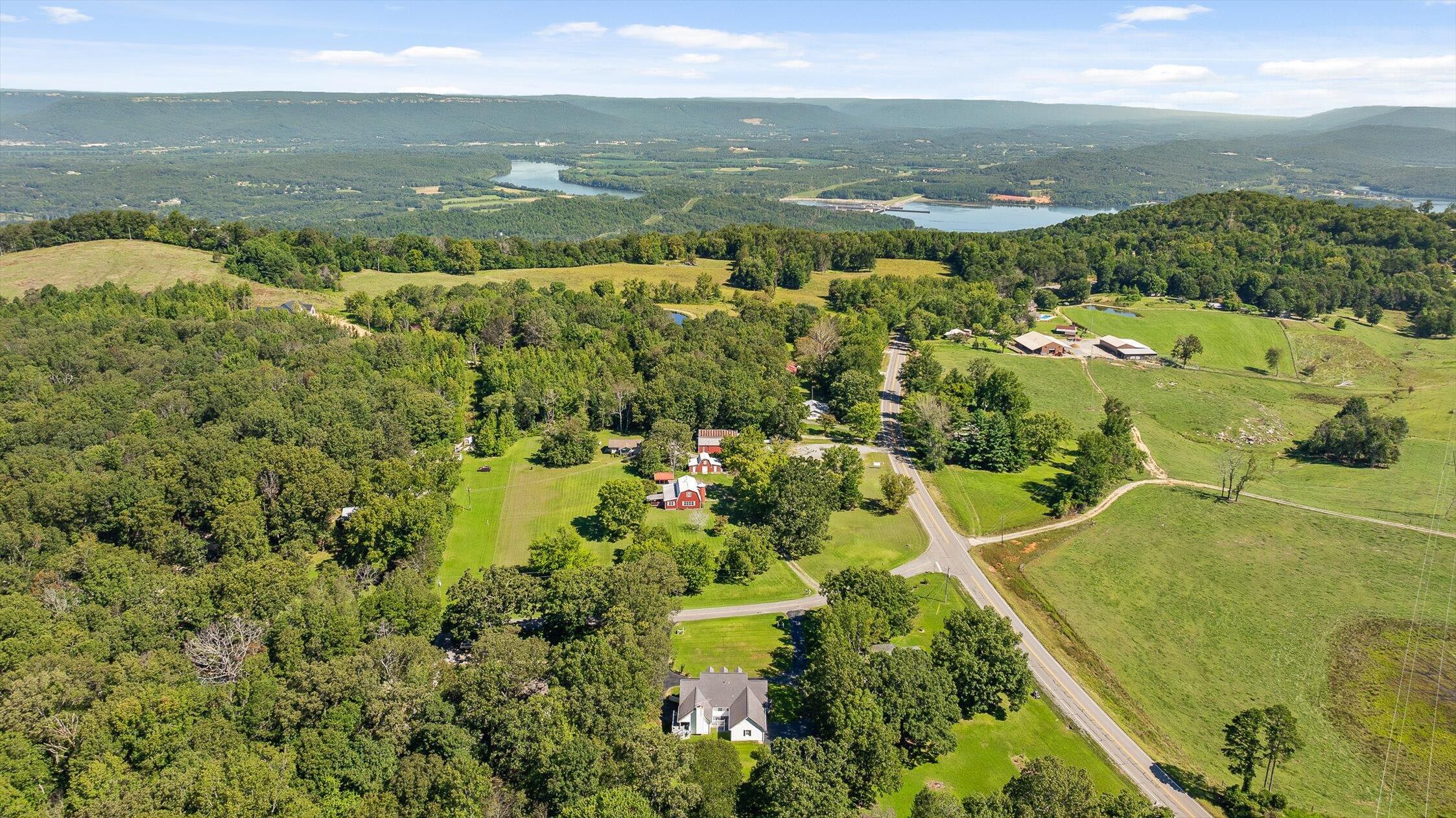 Bryant, Alabama, 35958, United States, 6 Bedrooms Bedrooms, ,3 BathroomsBathrooms,Residential,For Sale,1983058