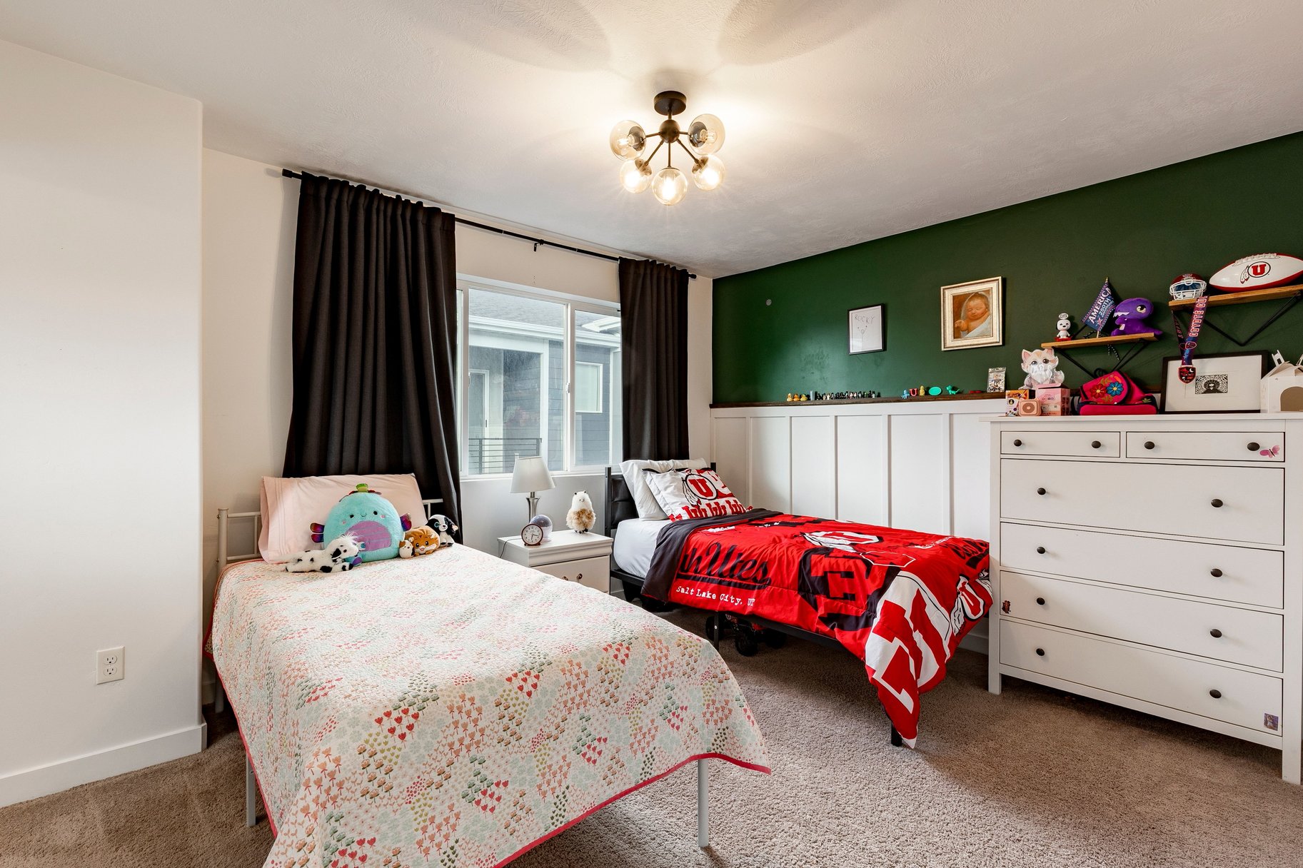  Clean and Updated End Unit Townhome - 物件實景