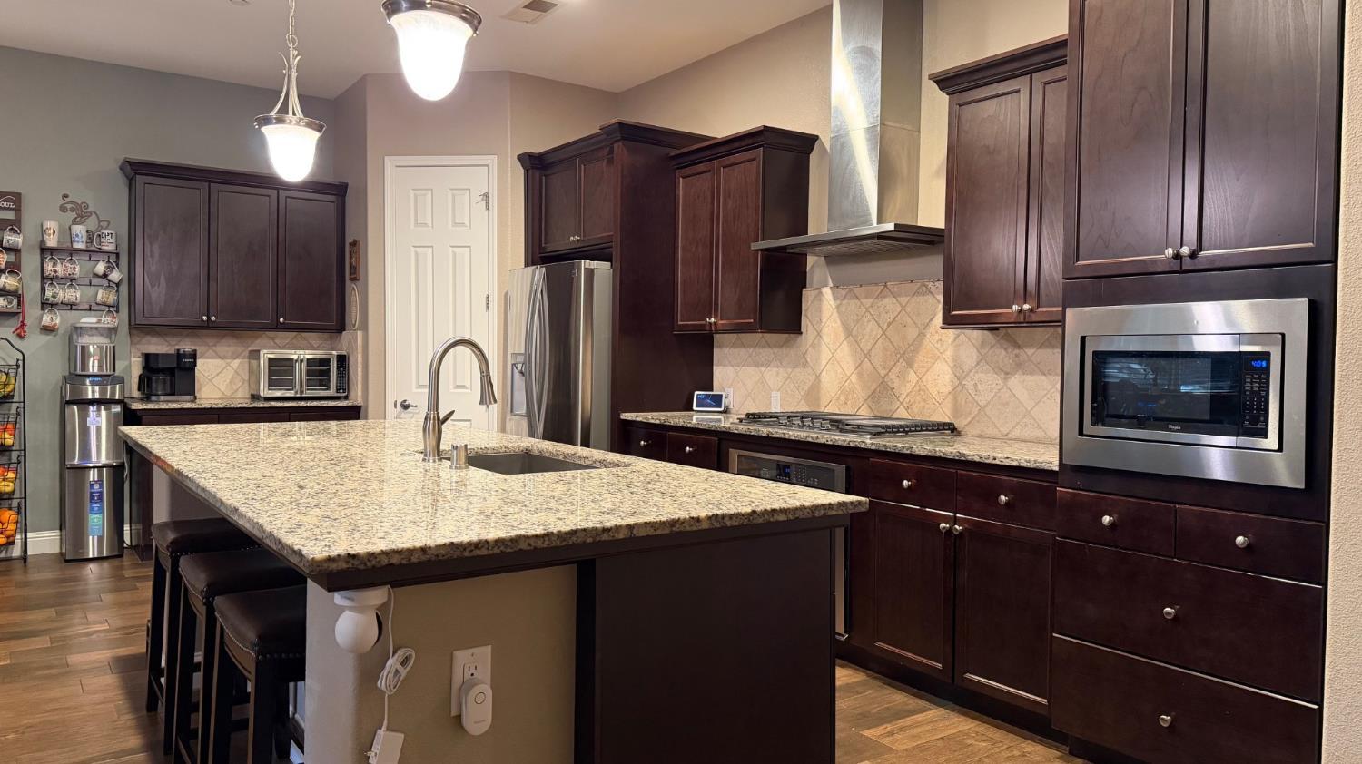 Fresno, California, 93723, United States, 4 Bedrooms Bedrooms, ,3 BathroomsBathrooms,Residential,For Sale,2010730