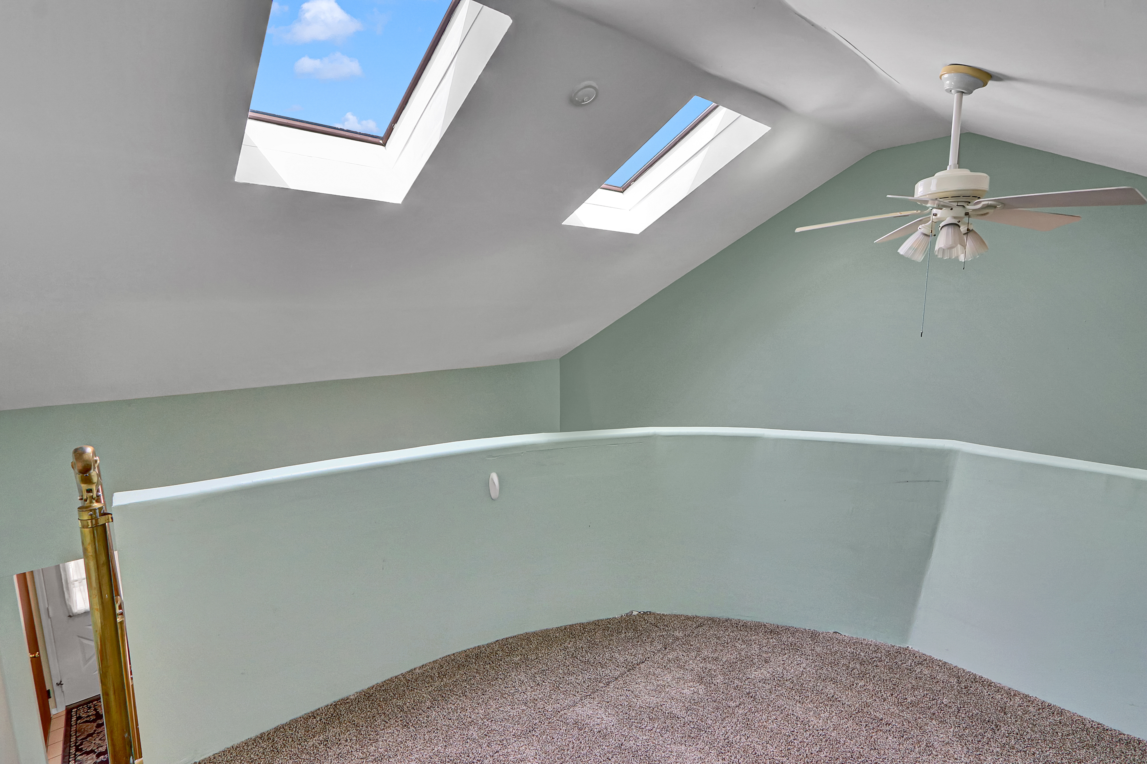 North Babylon, New York, 11703, United States, 2 Bedrooms Bedrooms, ,2 BathroomsBathrooms,Residential,For Sale,1943160