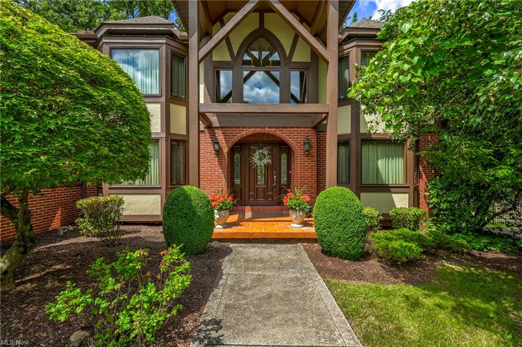 Brecksville, Ohio, 44141, United States, 4 Bedrooms Bedrooms, ,4 BathroomsBathrooms,Residential,For Sale,1895104