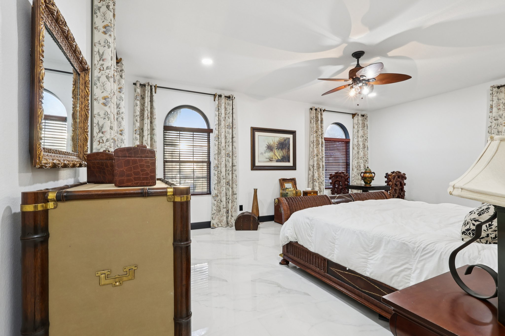 Minneola, Florida, 34715, United States, 4 Bedrooms Bedrooms, ,5 BathroomsBathrooms,Residential,For Sale,2006157