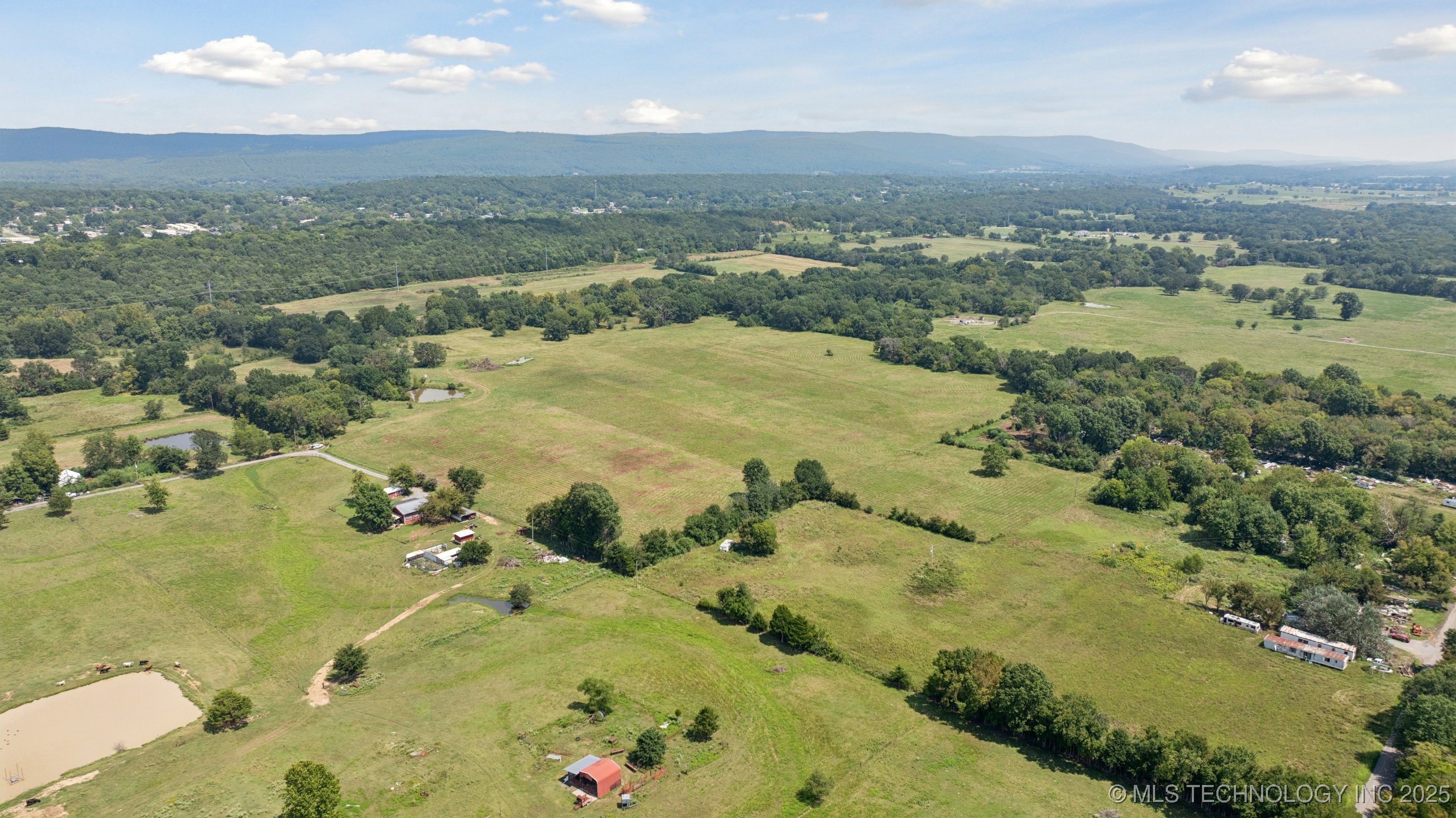 Wilburton, Oklahoma, 74578, United States, ,Residential,For Sale,1939872