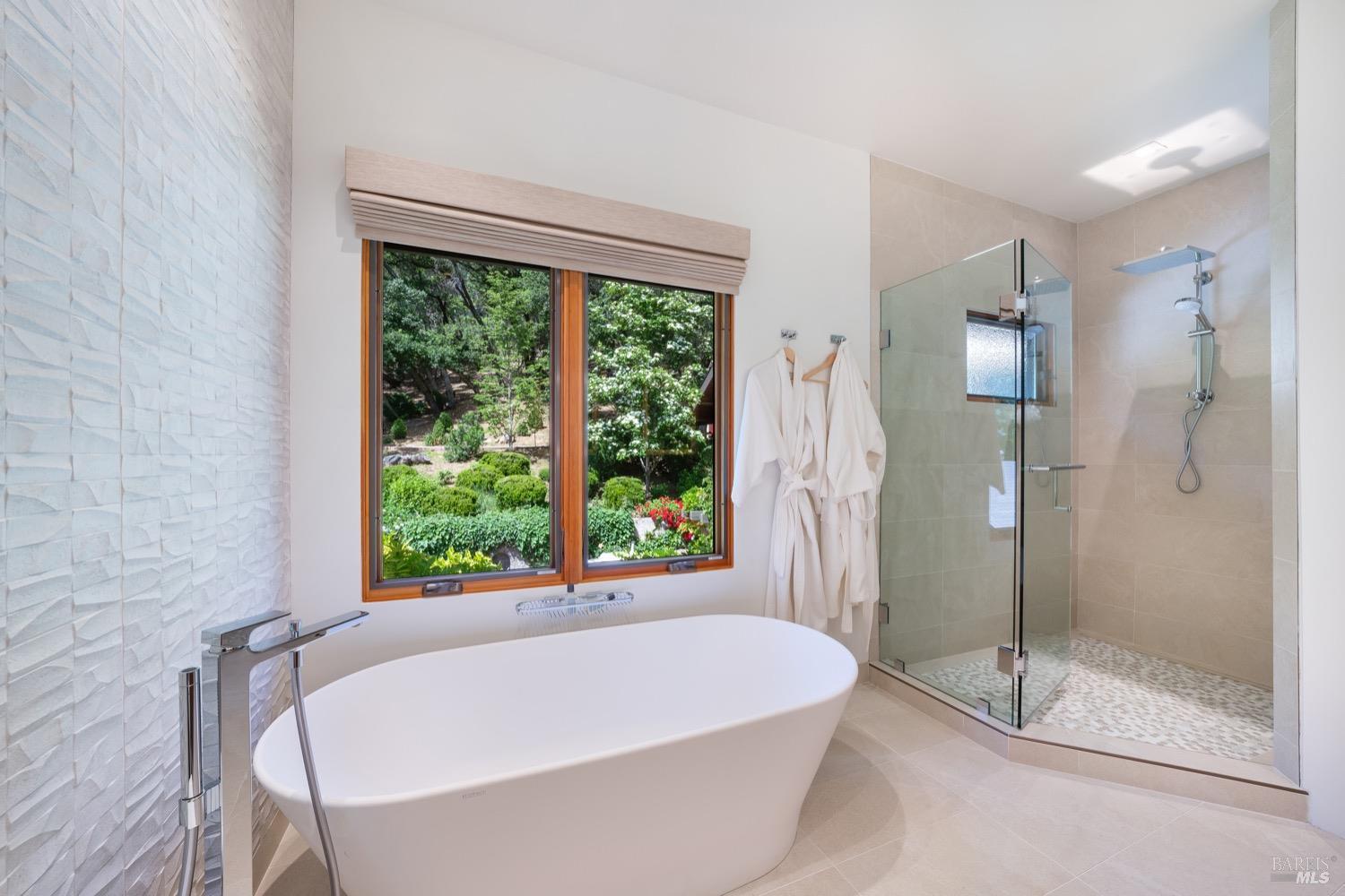 St. Helena, California, 94574, United States, 6 Bedrooms Bedrooms, ,8 BathroomsBathrooms,Residential,For Sale,1934239