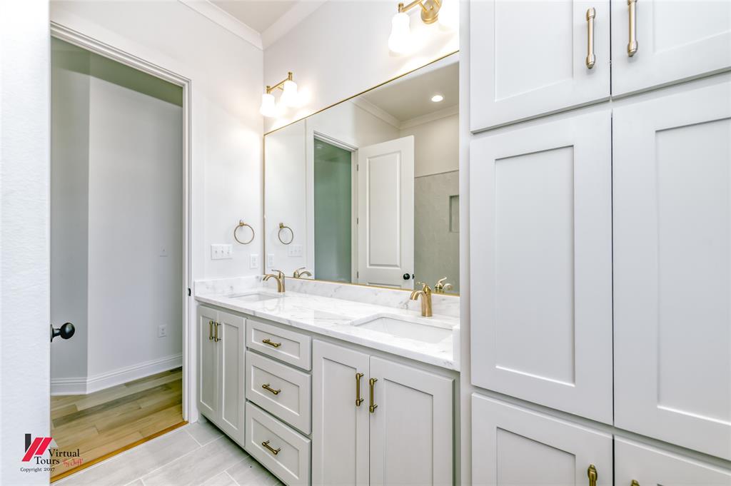 Shreveport, Louisiana, 71106, United States, 5 Bedrooms Bedrooms, ,4 BathroomsBathrooms,Residential,For Sale,1890779
