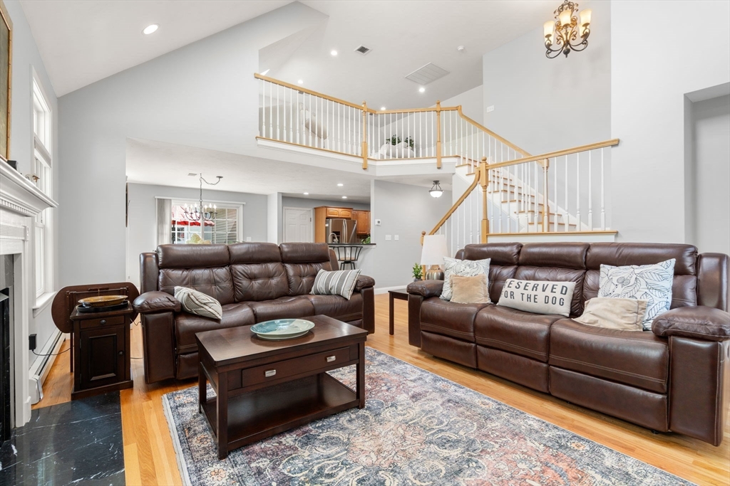 Kingston, Massachusetts, 02364, United States, 2 Bedrooms Bedrooms, ,3 BathroomsBathrooms,Residential,For Sale,1932418