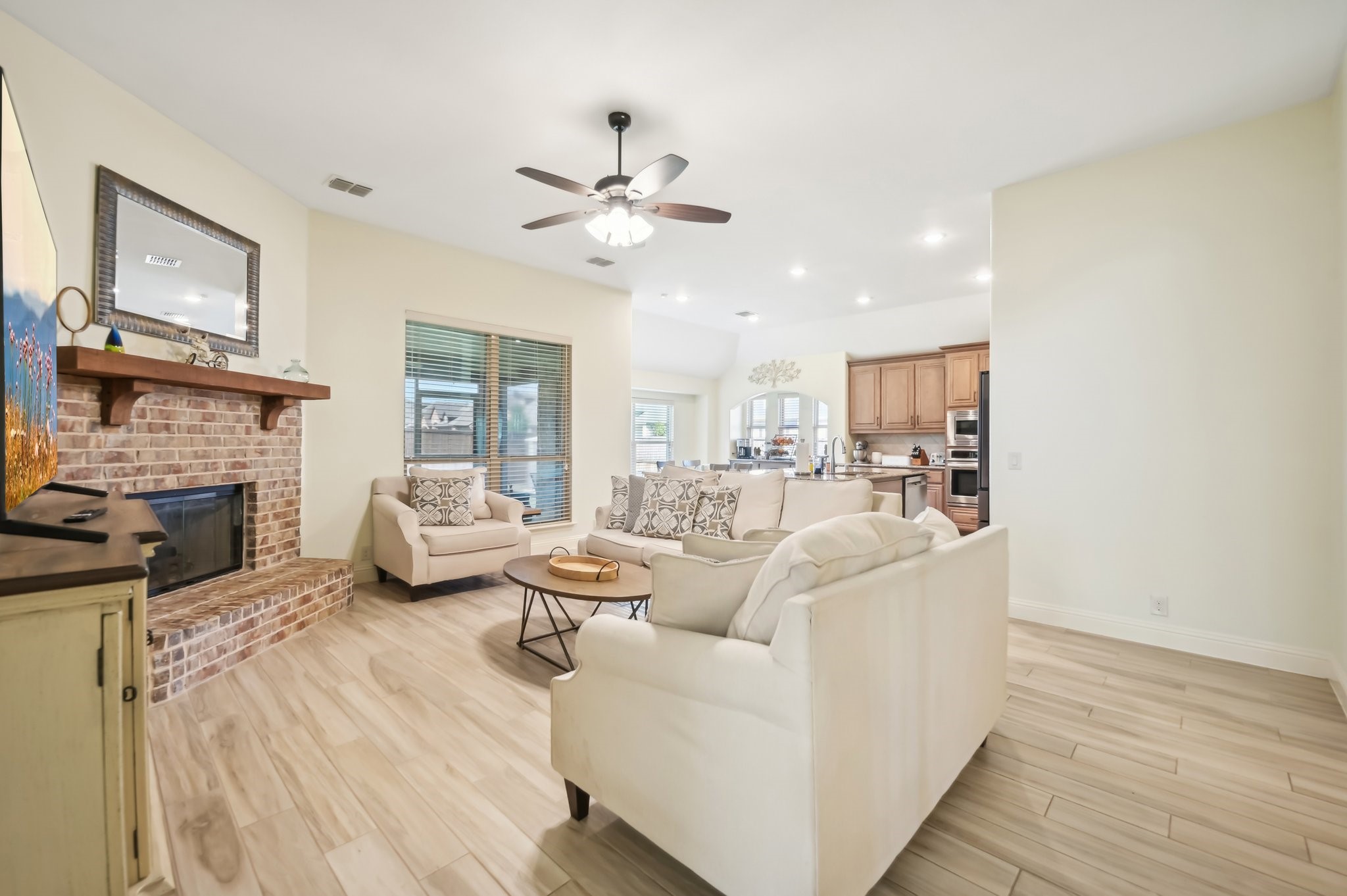 Little Elm, Texas, 75068, United States, 4 Bedrooms Bedrooms, ,3 BathroomsBathrooms,Residential,For Sale,1768216