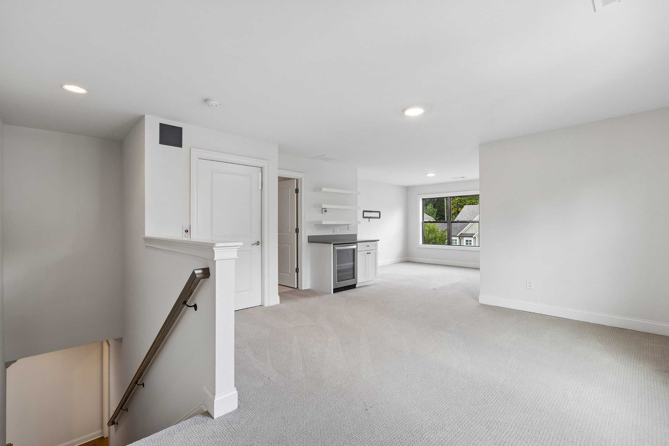  Upgraded Townhome Offers Low Maintenance Living - 物件實景