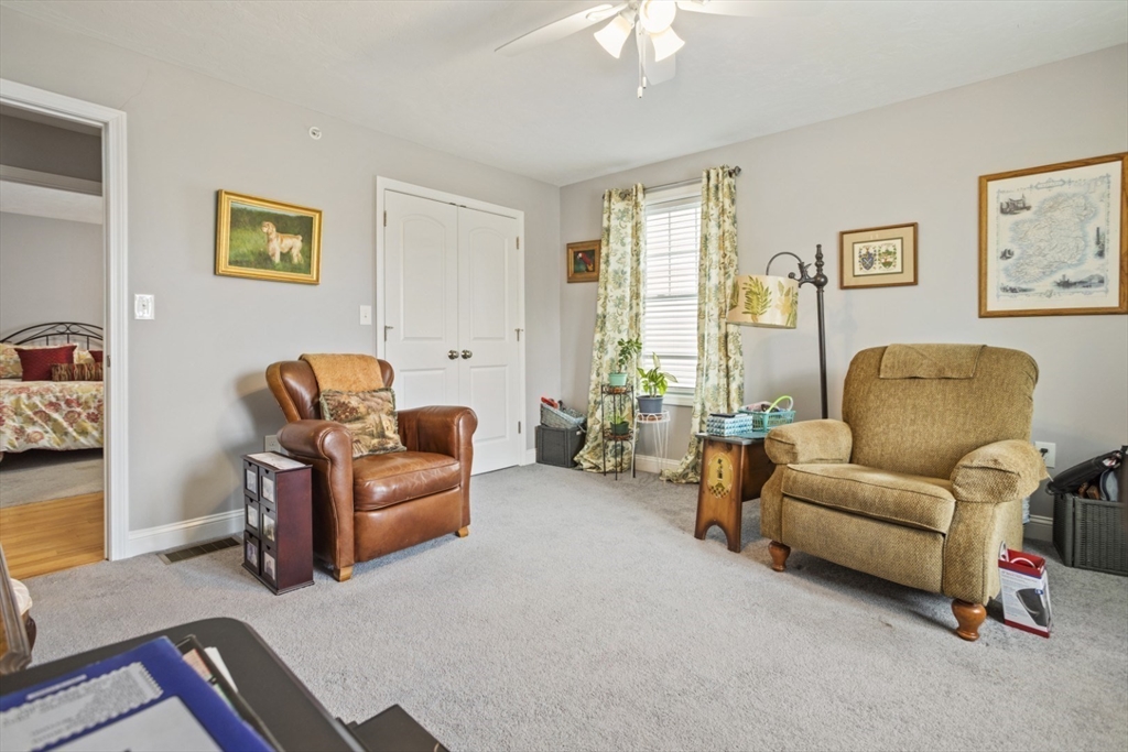 Haverhill, Massachusetts, 01832, United States, 3 Bedrooms Bedrooms, ,3 BathroomsBathrooms,Residential,For Sale,1879402