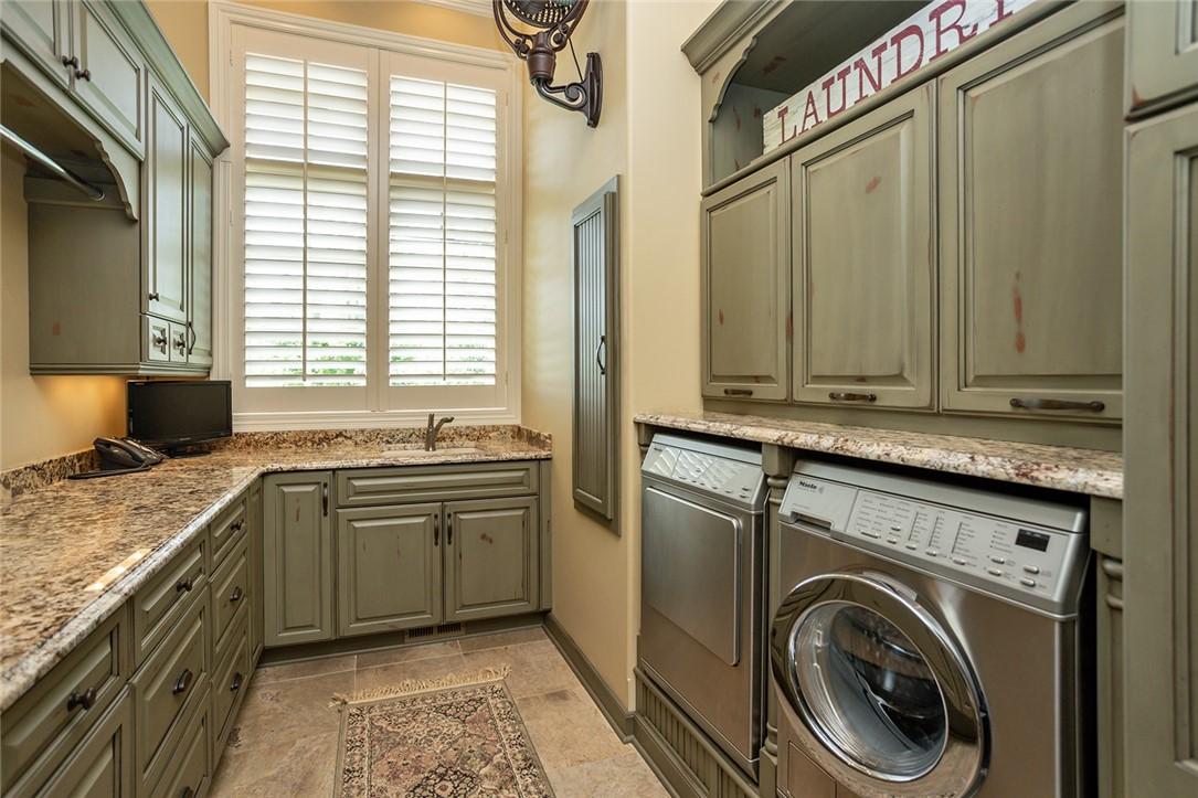 Ankeny, Iowa, 50021, United States, 4 Bedrooms Bedrooms, ,7 BathroomsBathrooms,Residential,For Sale,1697881