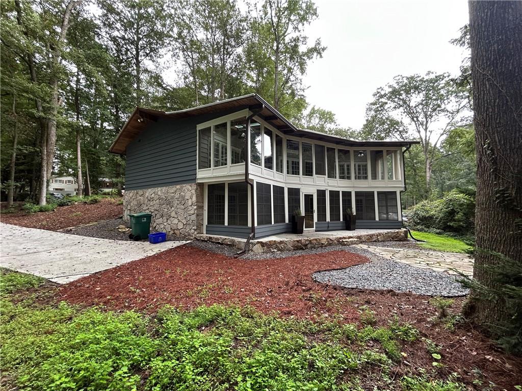 Smyrna, Georgia, 30082, United States, 4 Bedrooms Bedrooms, ,3 BathroomsBathrooms,Residential,For Sale,1933423