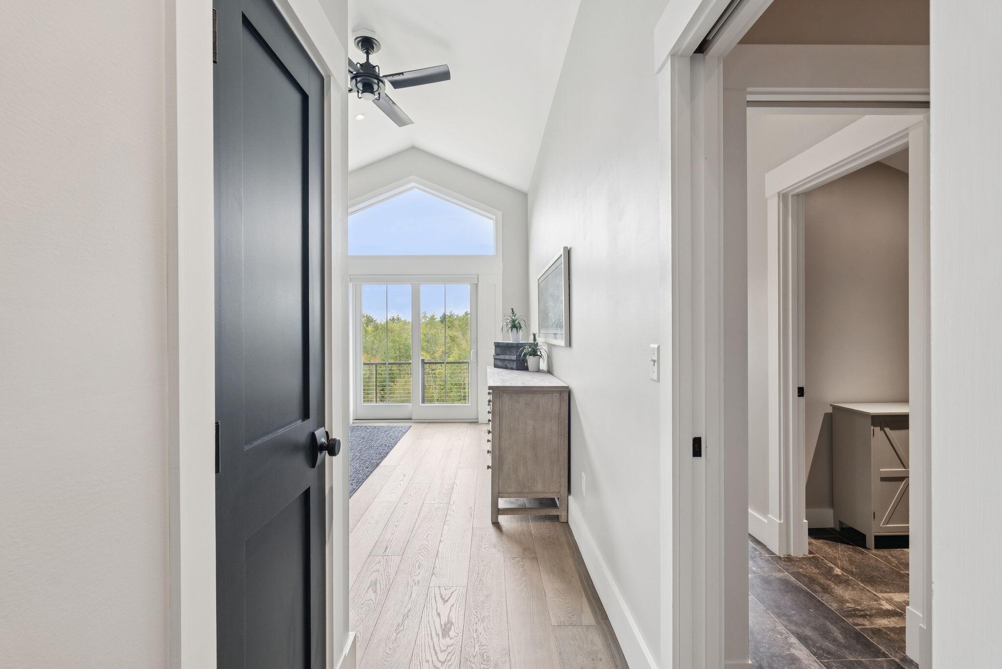 Falmouth, Maine, 04105, United States, 3 Bedrooms Bedrooms, ,4 BathroomsBathrooms,Residential,For Sale,1975511