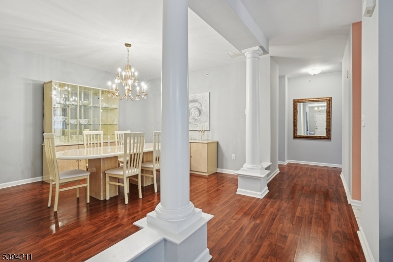 Cedar Grove Twp., New Jersey, 07009, United States, 2 Bedrooms Bedrooms, ,2 BathroomsBathrooms,Residential,For Sale,1989209