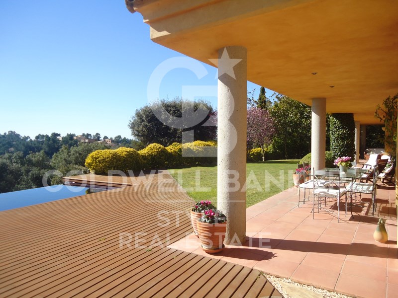 Carrer del Xiprer, 42-58 Barcelona, Matadepera, La, Matadepera, Catalonia, 08230, ES, 4 Bedrooms Bedrooms, ,3 BathroomsBathrooms,Residential,For Sale,Carrer del Xiprer, 42-58 Barcelona, Matadepera, La,1627709