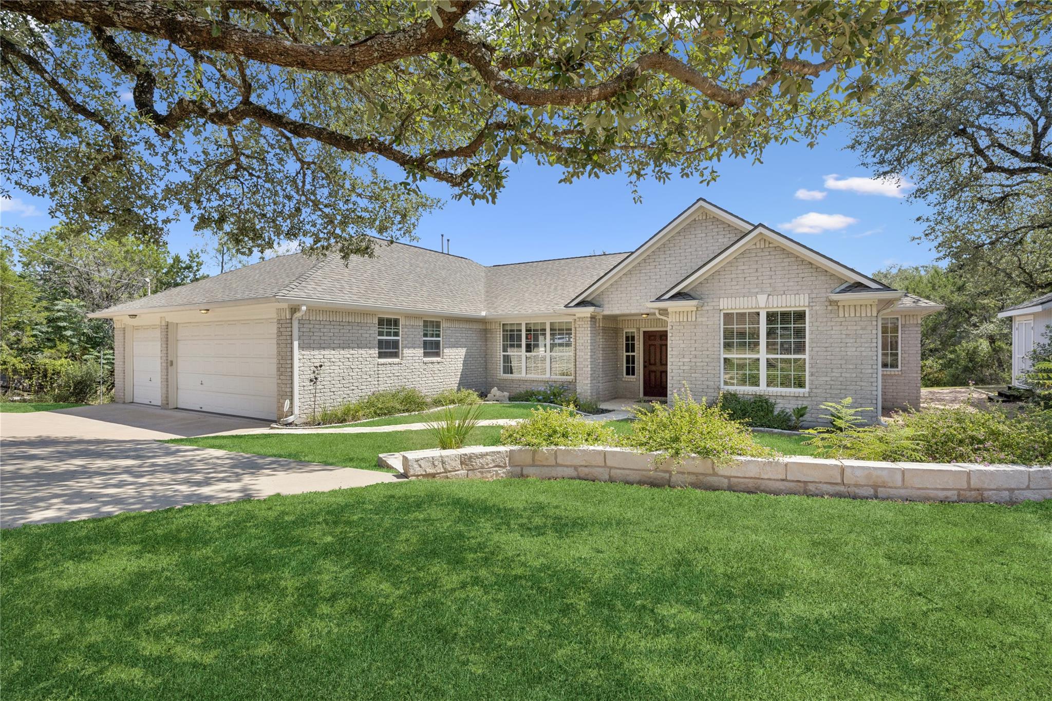 Austin, Texas, 78734, United States, 4 Bedrooms Bedrooms, ,2 BathroomsBathrooms,Residential,For Sale,1982359