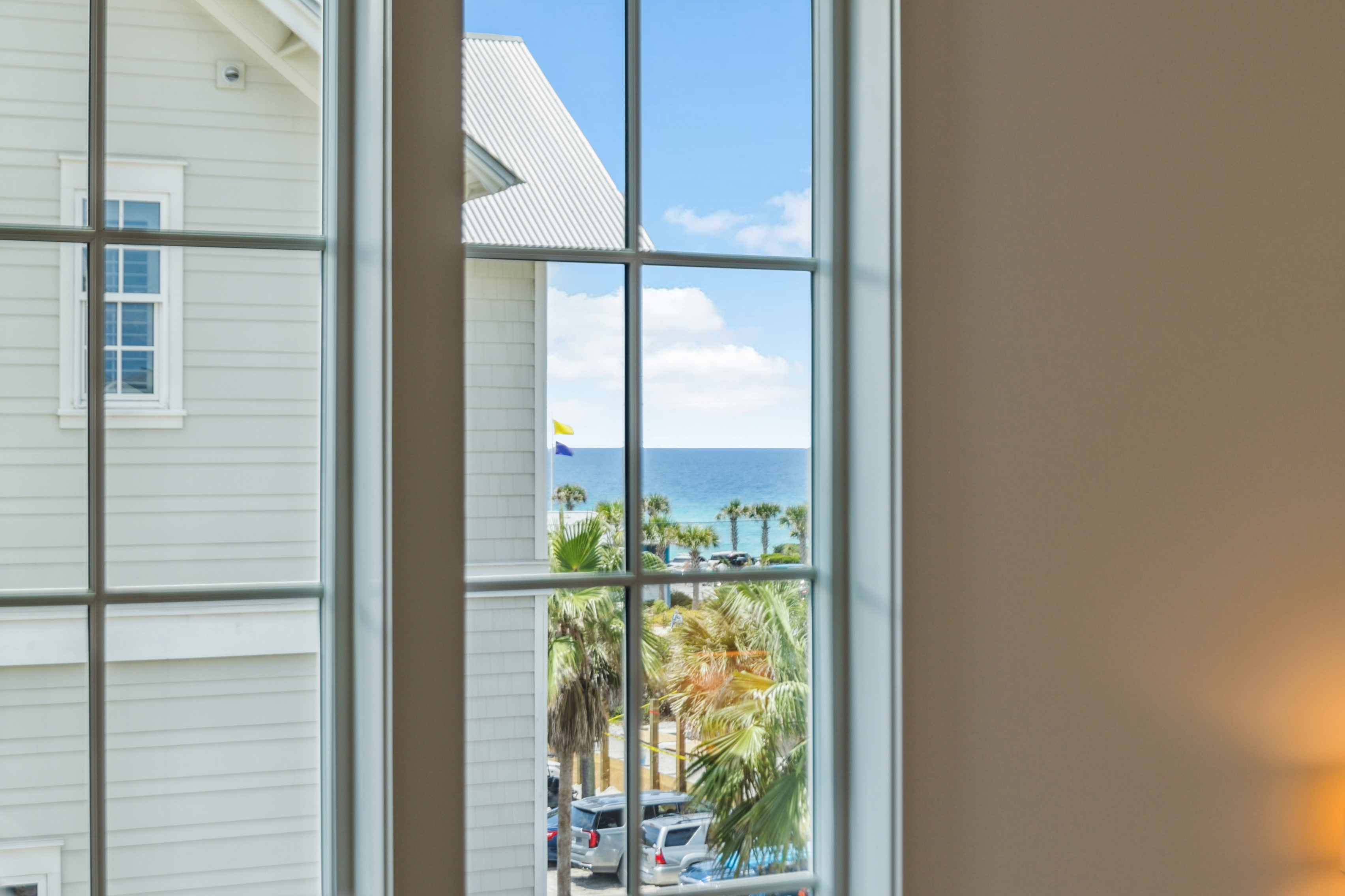  Enchanting Gulf-Side Home Curated For Comfort And Convenience - 物件實景
