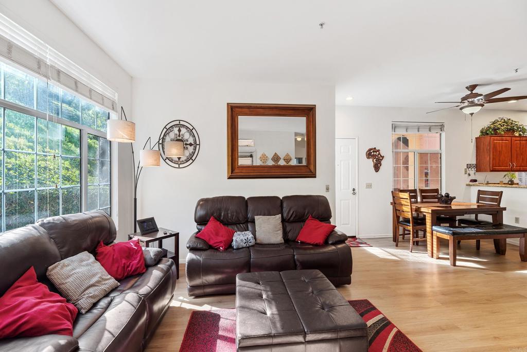 San Diego, California, 92128, United States, 2 Bedrooms Bedrooms, ,2 BathroomsBathrooms,Residential,For Sale,2001804