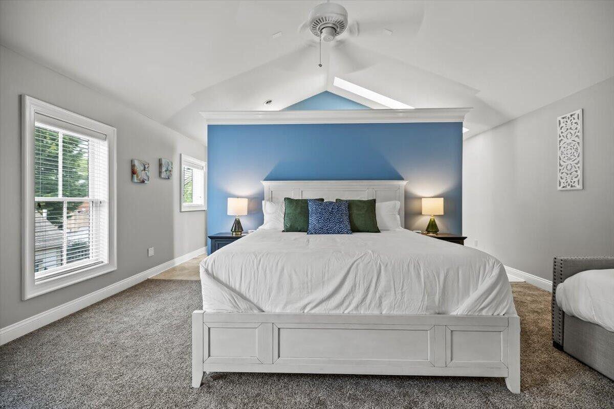 Columbus, Ohio, 43206, United States, 3 Bedrooms Bedrooms, ,4 BathroomsBathrooms,Residential,For Sale,1979603