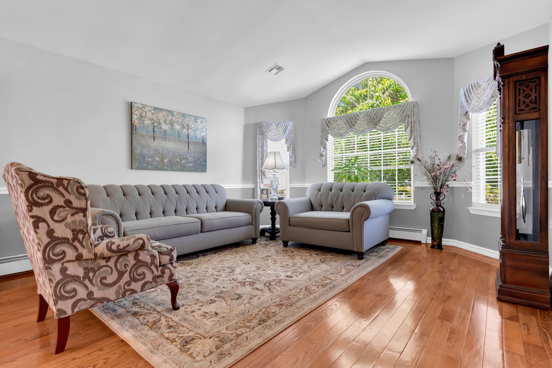  Move-In Ready Holiday Heights Home - 物件實景
