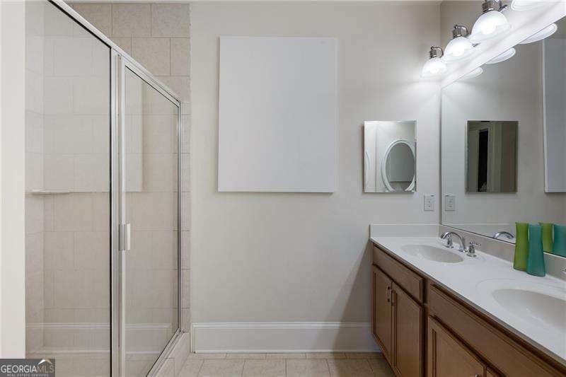 Atlanta, Georgia, 30363, United States, 3 Bedrooms Bedrooms, ,4 BathroomsBathrooms,Residential,For Sale,1913056