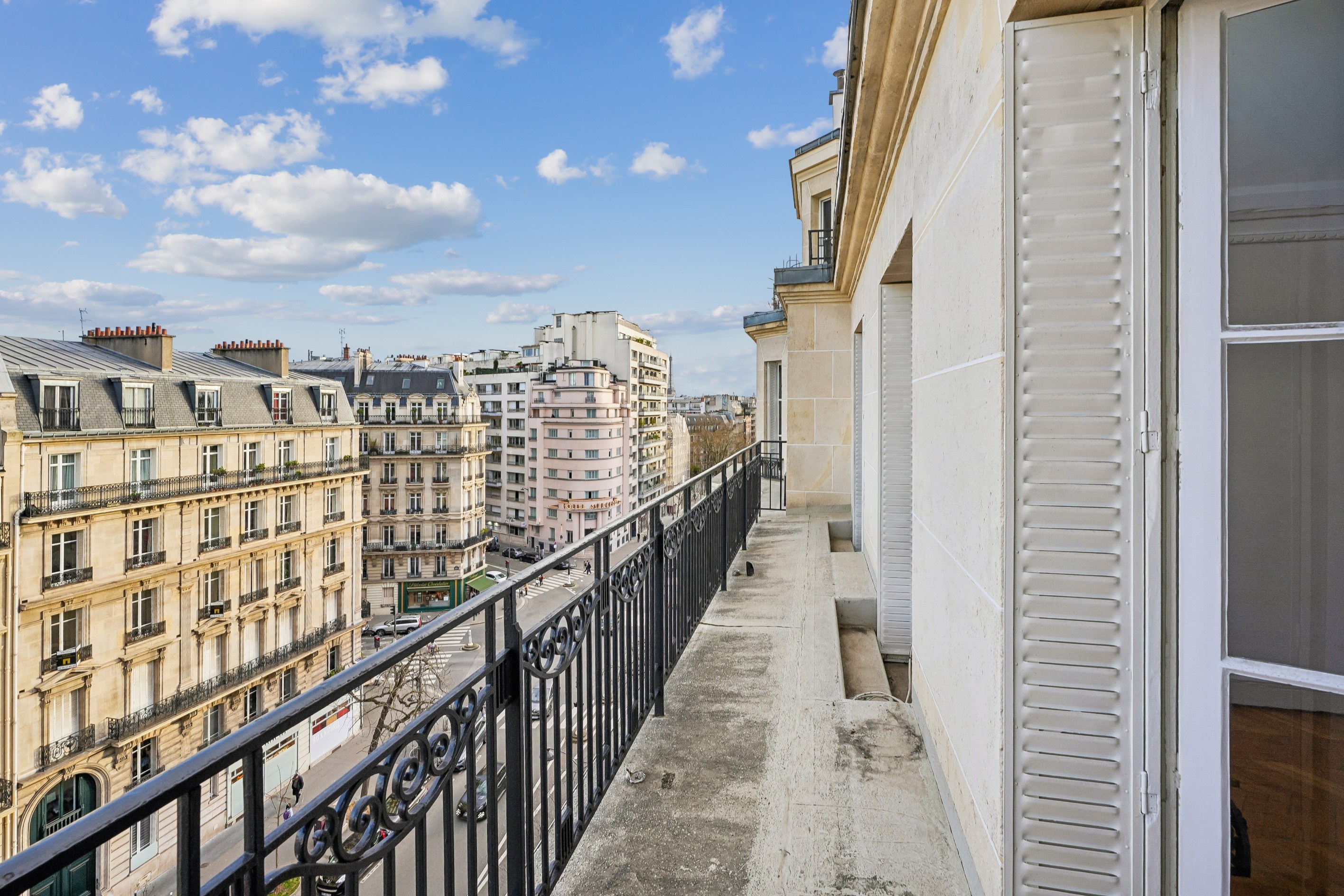 PARIS 17 – PLAINE MONCEAU – Reception Duplex in a Landmark Art Nouveau Building - 物件實景