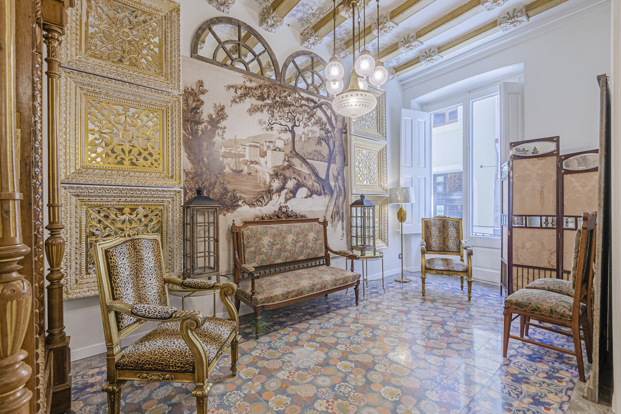  Modernist mansion designed by Domenech i Muntaner a few steps from the sea. - 物件實景