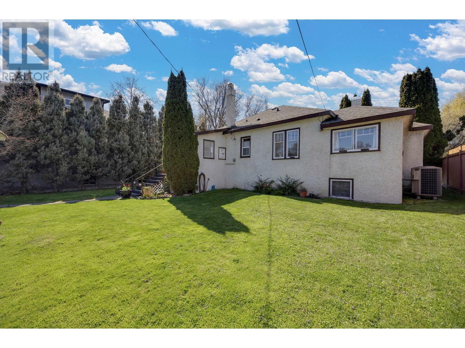 KELOWNA, British Columbia, V1Y 1A7, CA, 2 Bedrooms Bedrooms, ,1 BathroomBathrooms,Residential,For Sale,1837740
