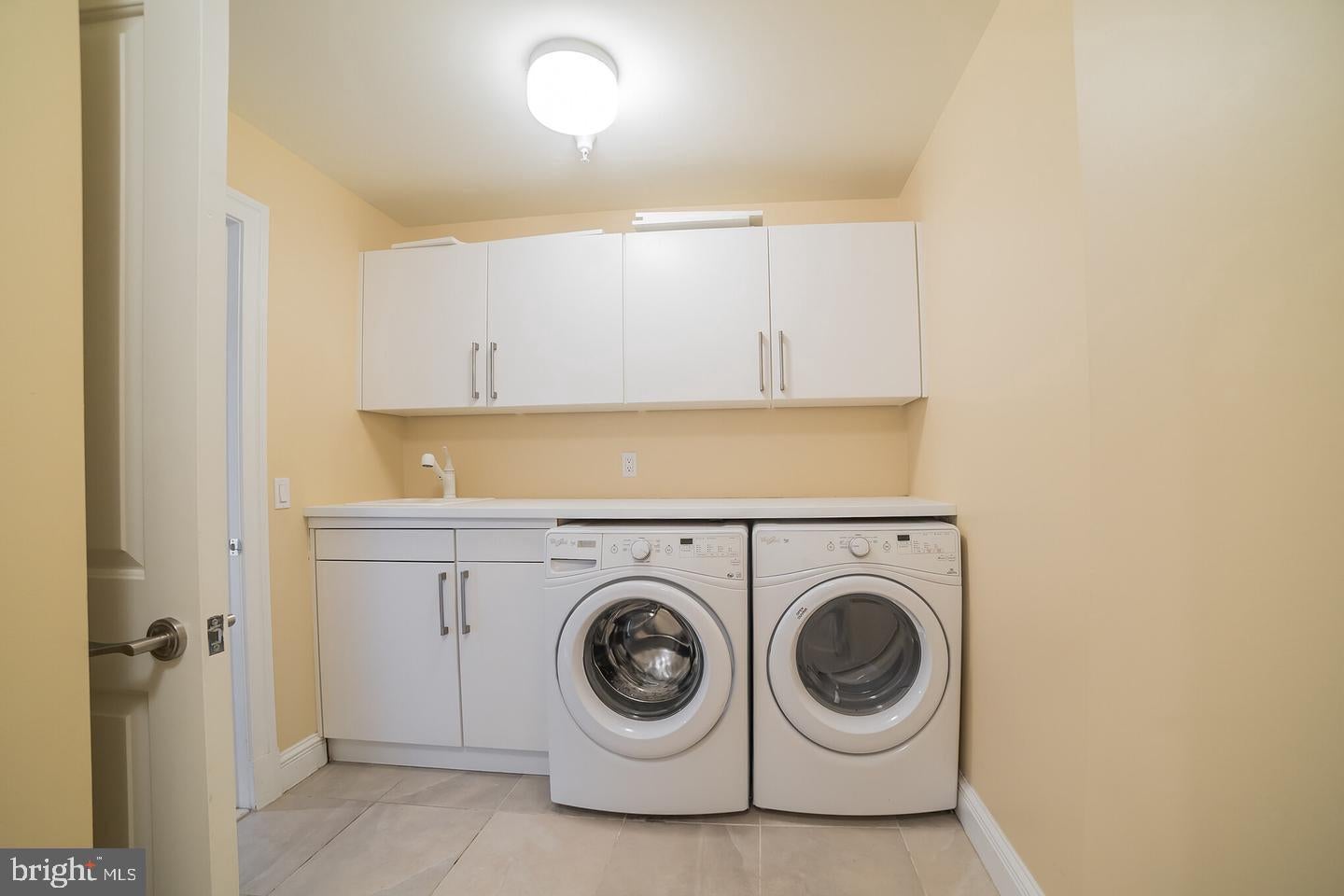 BALTIMORE, Maryland, 21230, United States, 2 Bedrooms Bedrooms, ,2 BathroomsBathrooms,Residential,For Sale,1910458