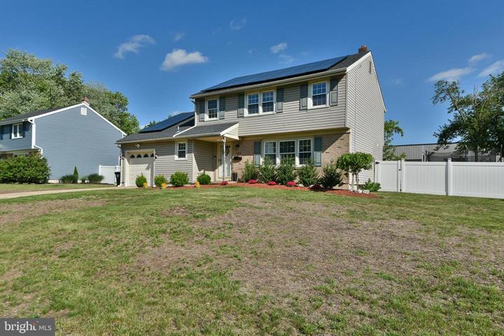 Cinnaminson, New Jersey, 08077, United States, 4 Bedrooms Bedrooms, ,4 BathroomsBathrooms,Residential,For Sale,1973865