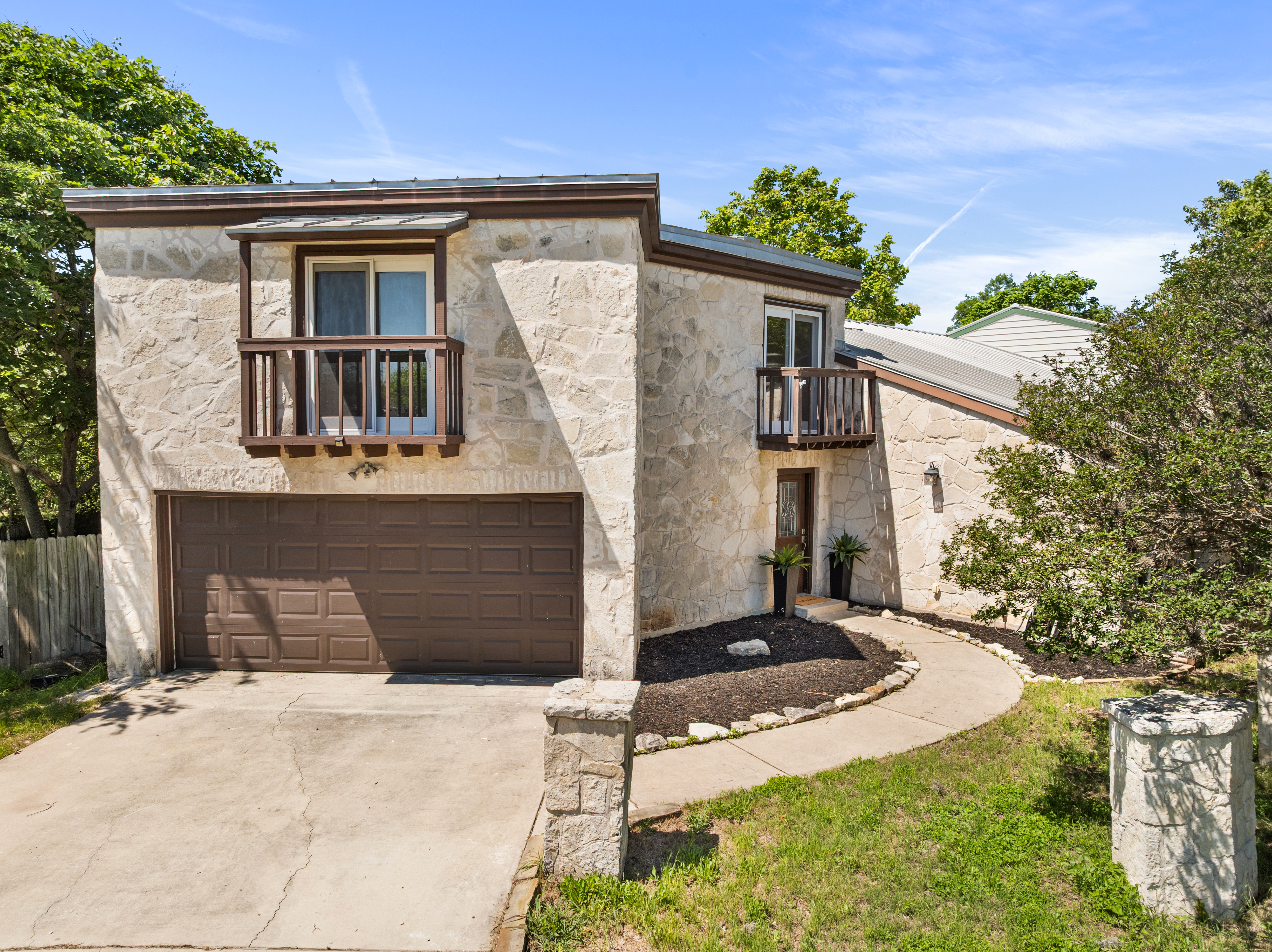  Charming Hill Country Home - 物件實景