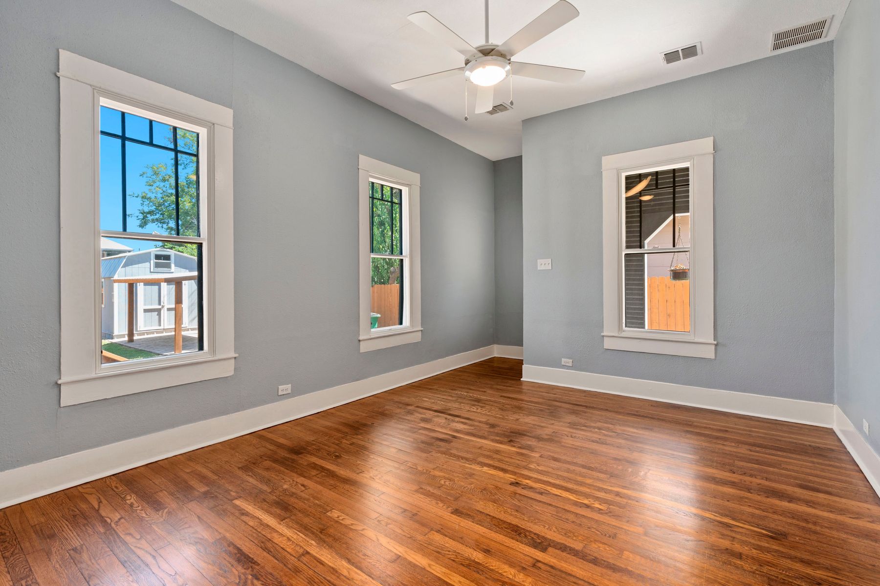  Charming Folk Victorian in Dignowity Hill - 物件實景