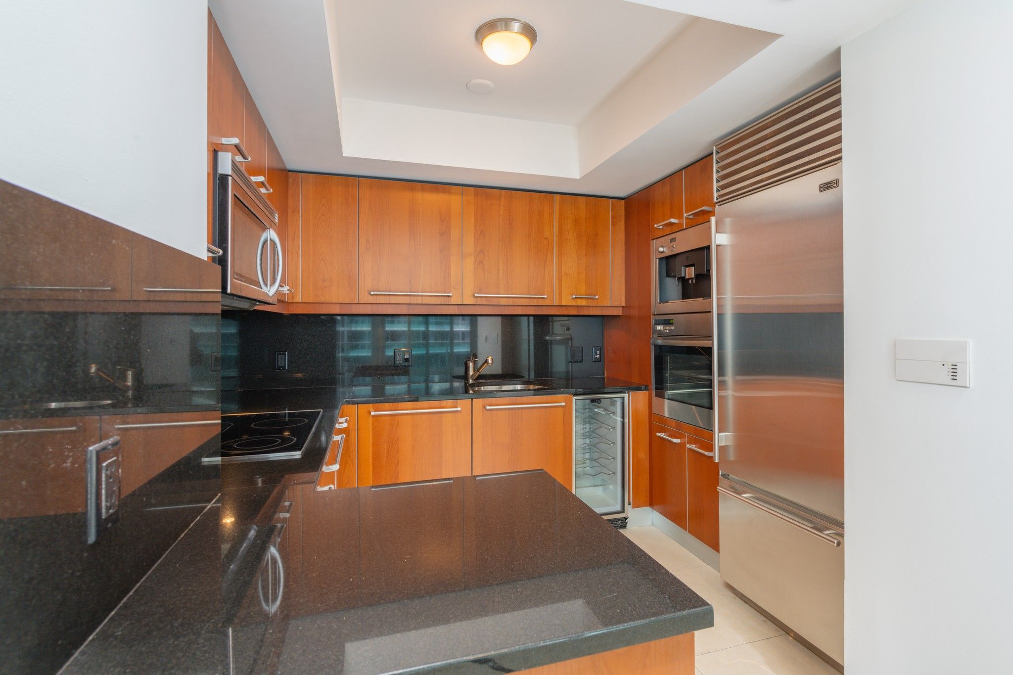  1331 Brickell Bay Dr, Miami, FL, 33131 - 物件實景