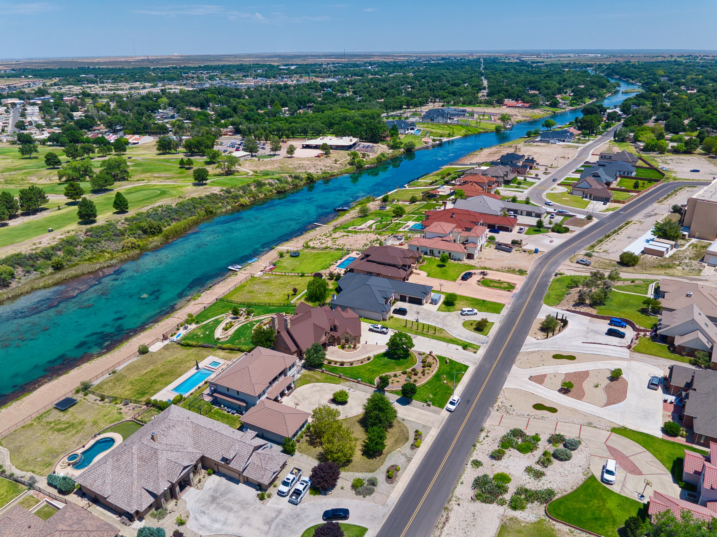 Carlsbad, New Mexico, 88220, United States, 5 Bedrooms Bedrooms, ,4 BathroomsBathrooms,Residential,For Sale,1974334