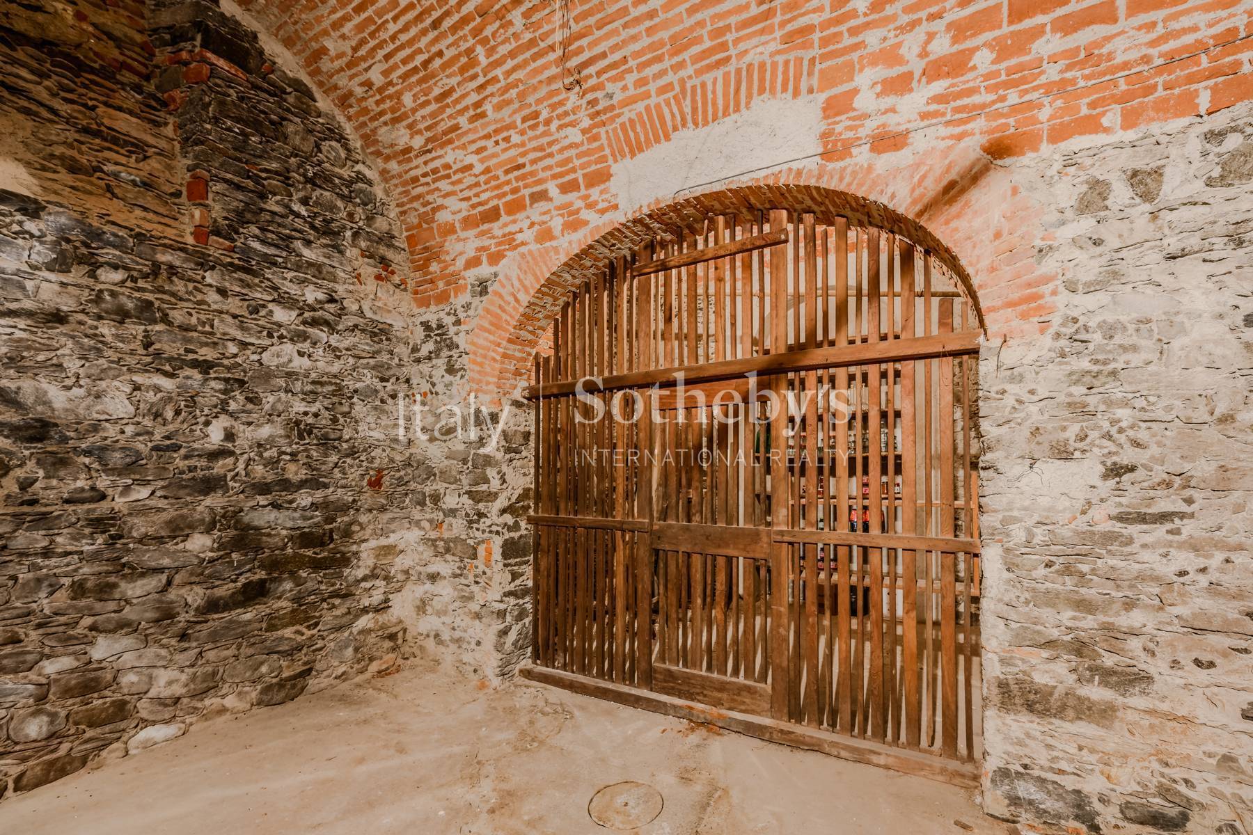  Prestigious and exclusive lakefront Art Nouveau villa - 物件實景
