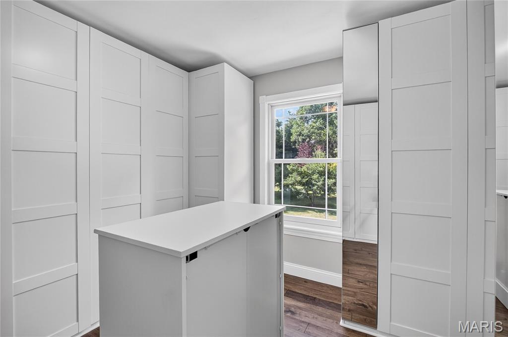 St Charles, Missouri, 63301, United States, 4 Bedrooms Bedrooms, ,4 BathroomsBathrooms,Residential,For Sale,1902113