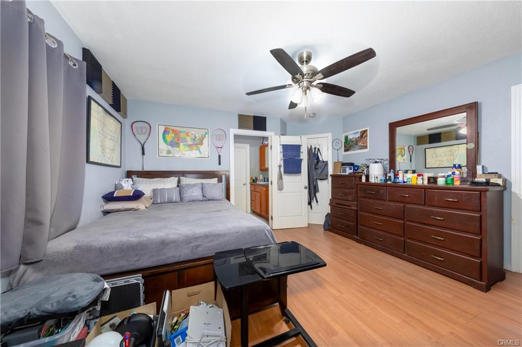 Los Angeles, California, 90011, United States, 6 Bedrooms Bedrooms, ,5 BathroomsBathrooms,Residential,For Sale,1974458