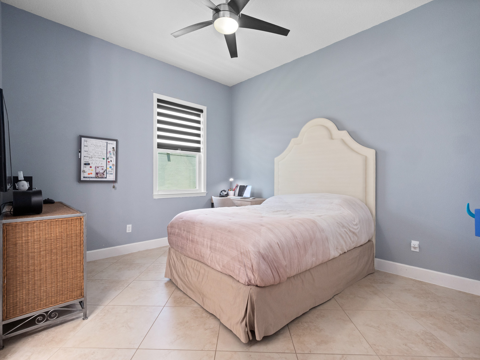 Winter Garden, Florida, 34787, United States, 5 Bedrooms Bedrooms, ,4 BathroomsBathrooms,Residential,For Sale,1980147