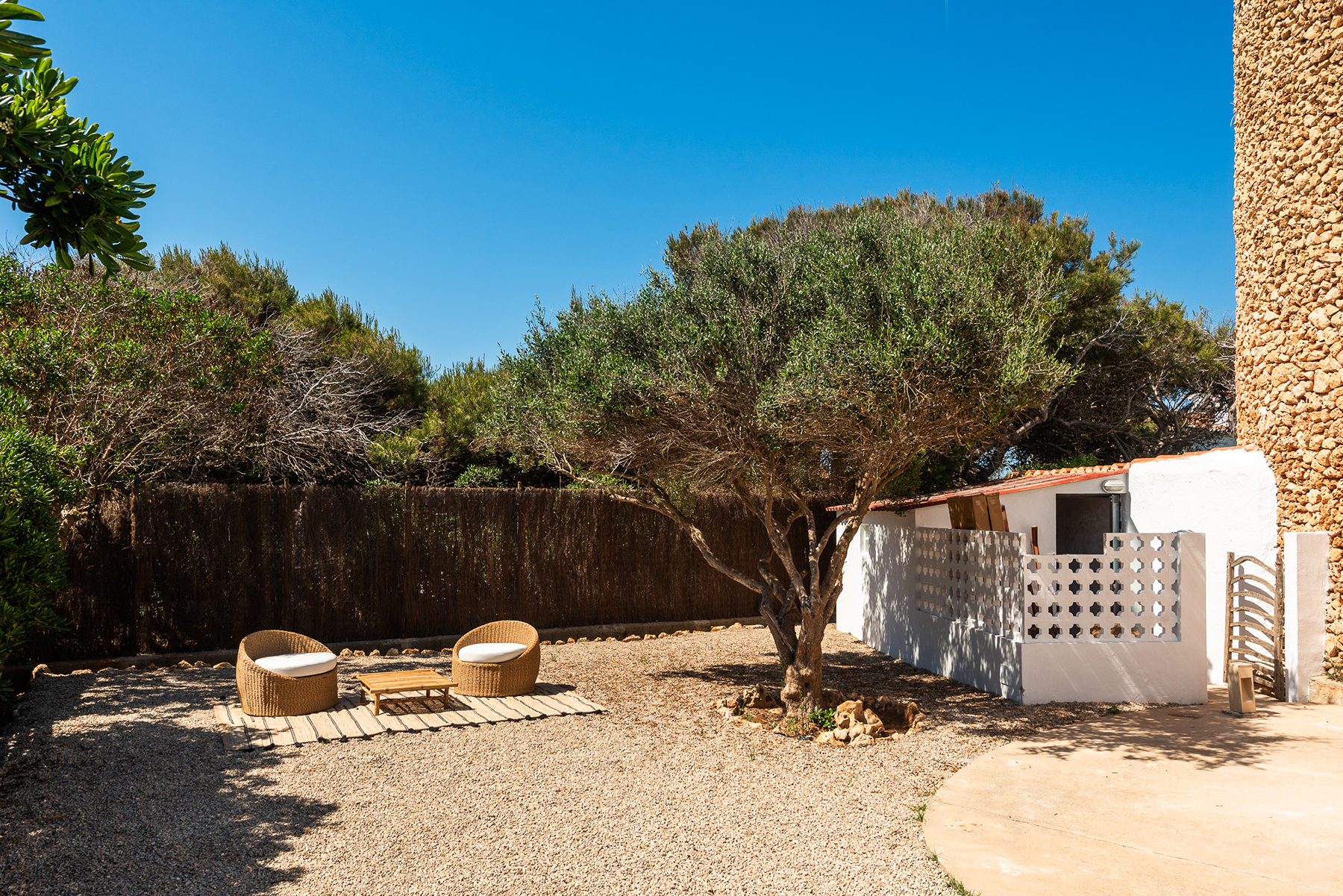  House near the sea in S