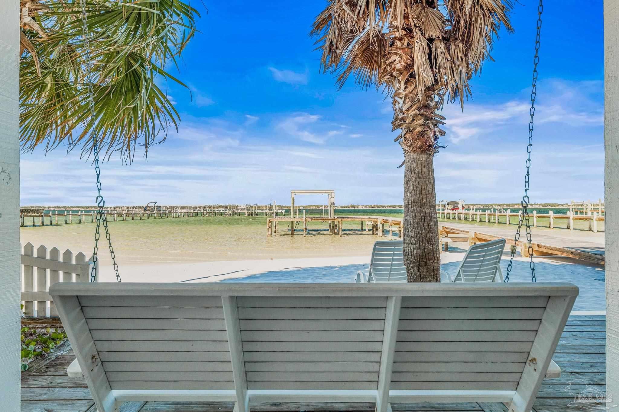 Navarre, Florida, 32566, United States, 5 Bedrooms Bedrooms, ,4 BathroomsBathrooms,Residential,For Sale,1980284