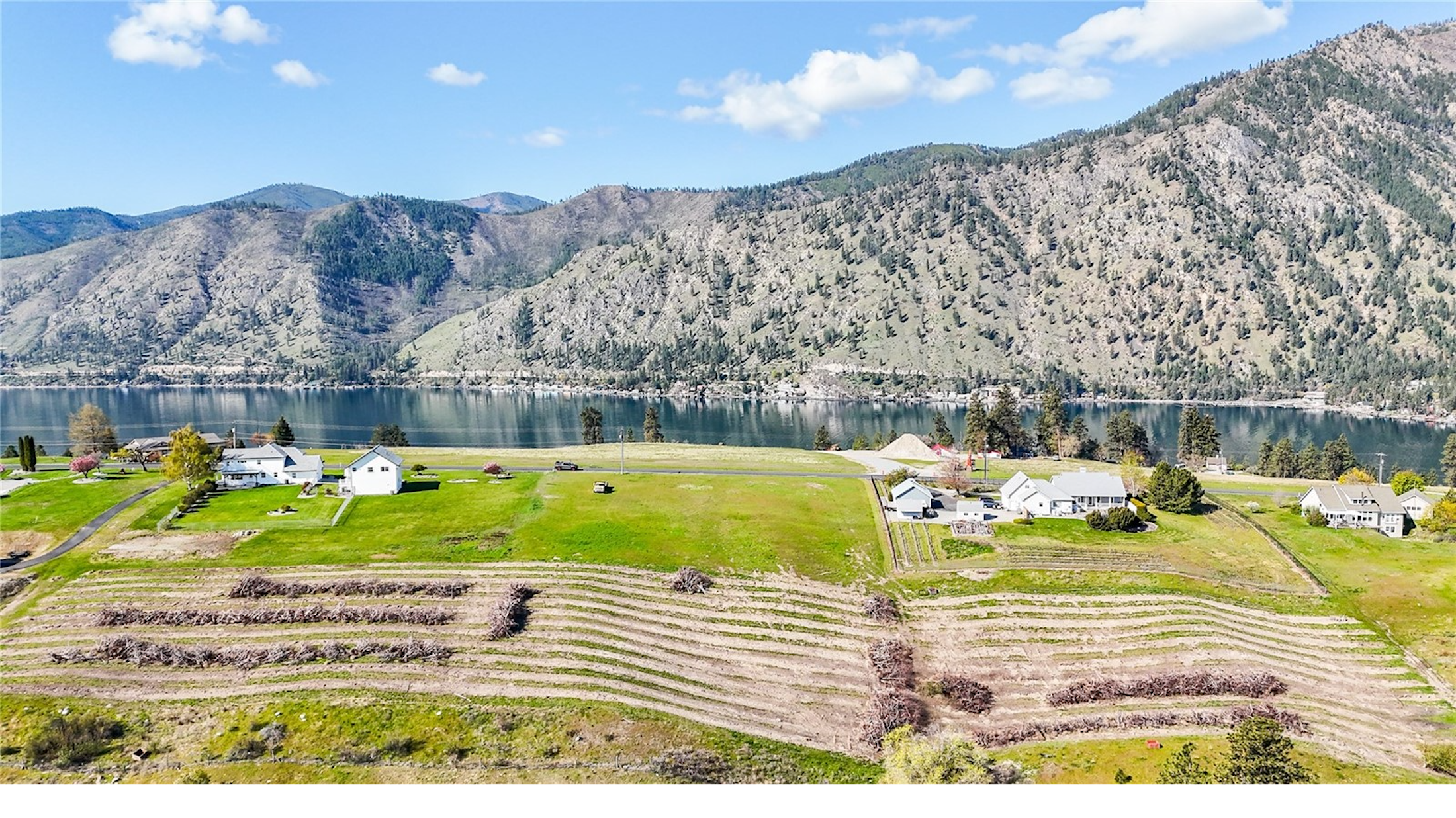  Rare Opportunity Overlooking Lake Chelan - 物件實景