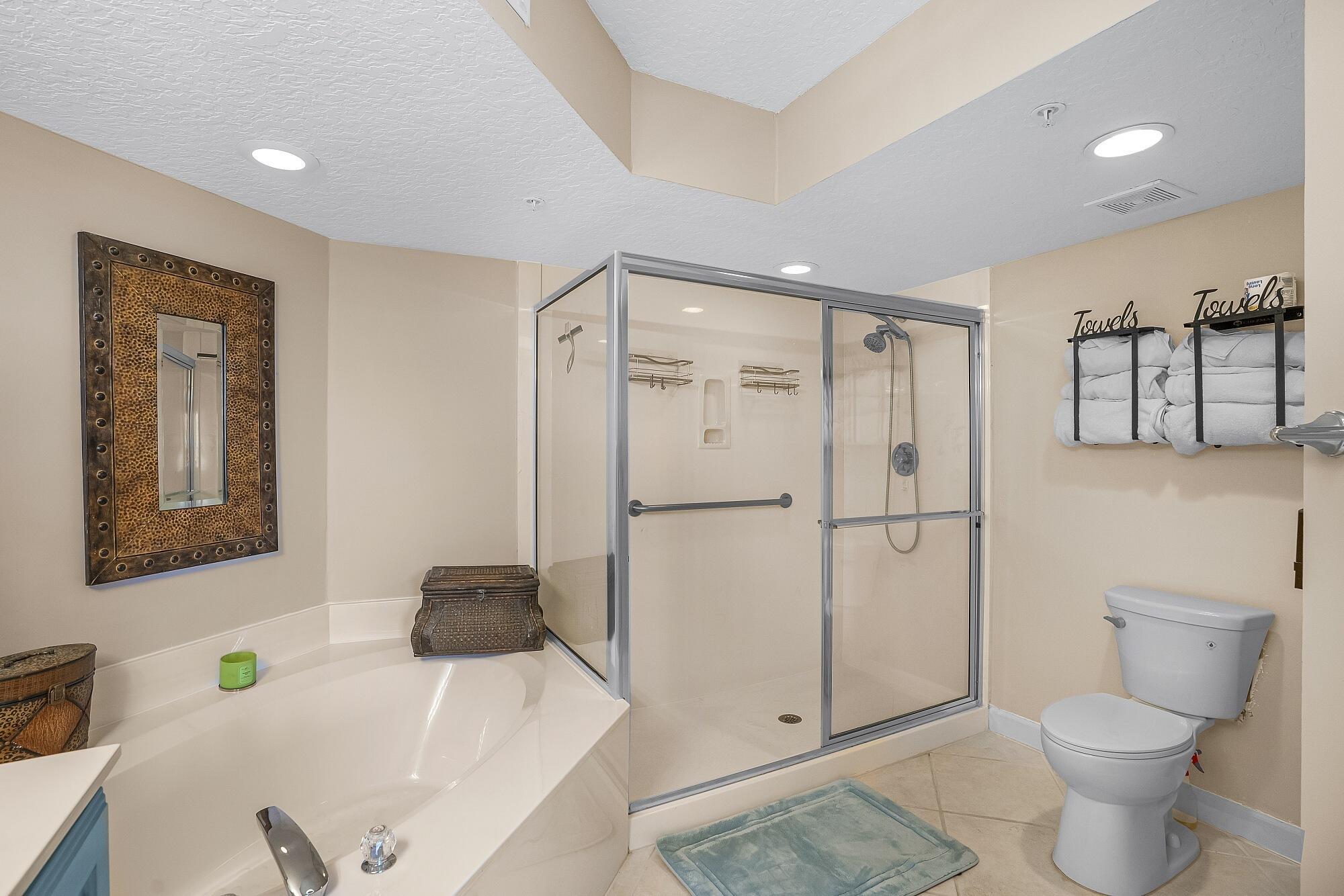 Hutchinson Island, Florida, 34949, United States, 3 Bedrooms Bedrooms, ,2 BathroomsBathrooms,Residential,For Sale,1959425