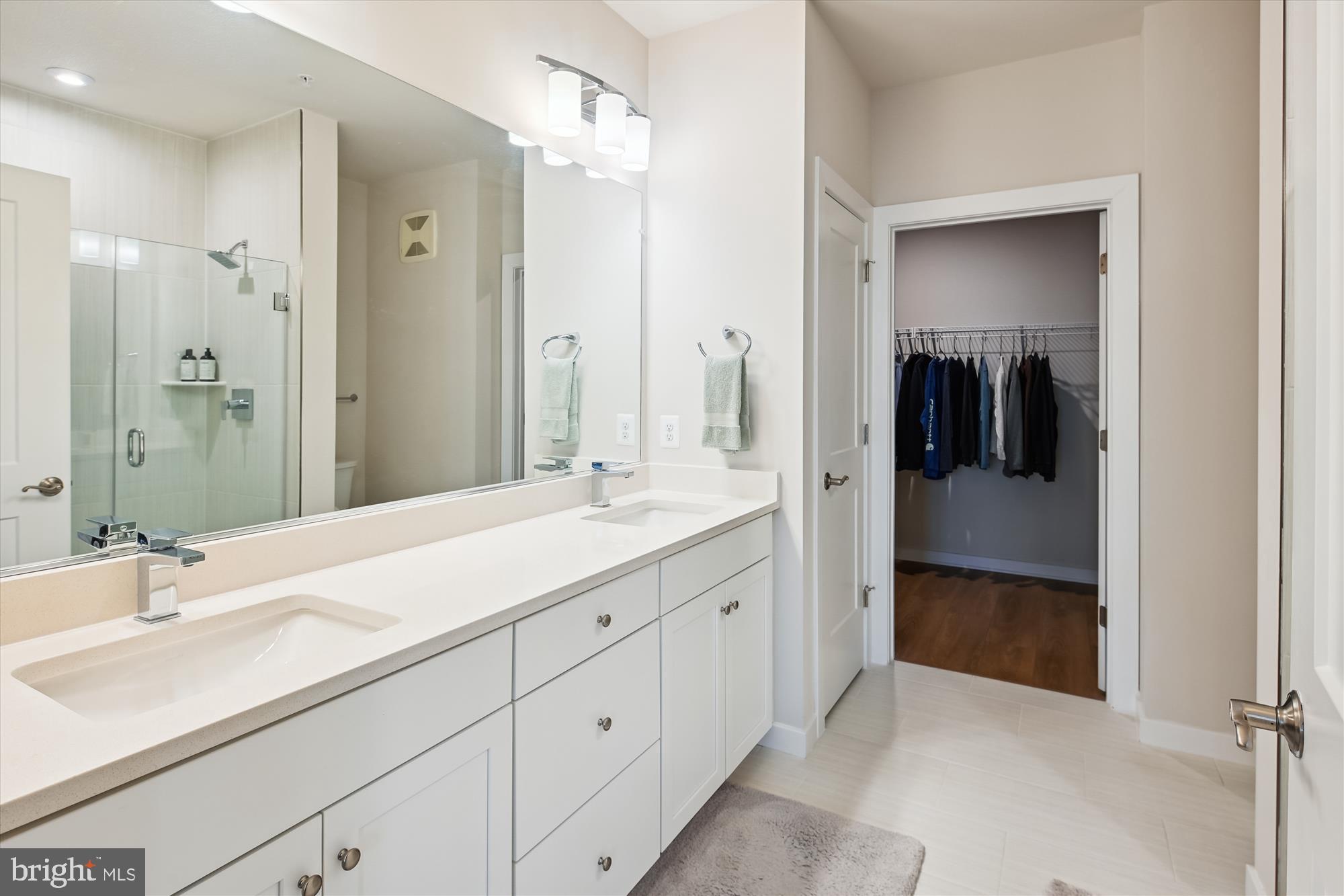 Reston, Virginia, 20190, United States, 2 Bedrooms Bedrooms, ,2 BathroomsBathrooms,Residential,For Sale,1915599