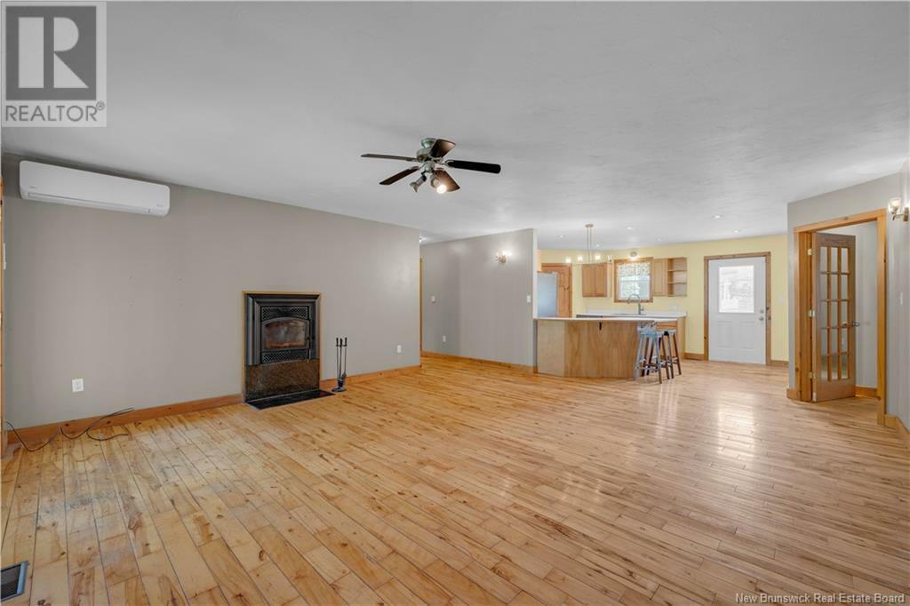 BAYSIDE, New Brunswick, E5B 2T1, CA, 3 Bedrooms Bedrooms, ,2 BathroomsBathrooms,Residential,For Sale,1874052