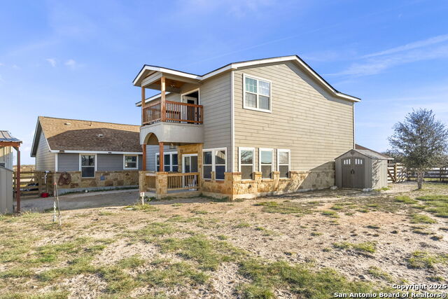 La Vernia, Texas, 78121, United States, 6 Bedrooms Bedrooms, ,4 BathroomsBathrooms,Residential,For Sale,1737147