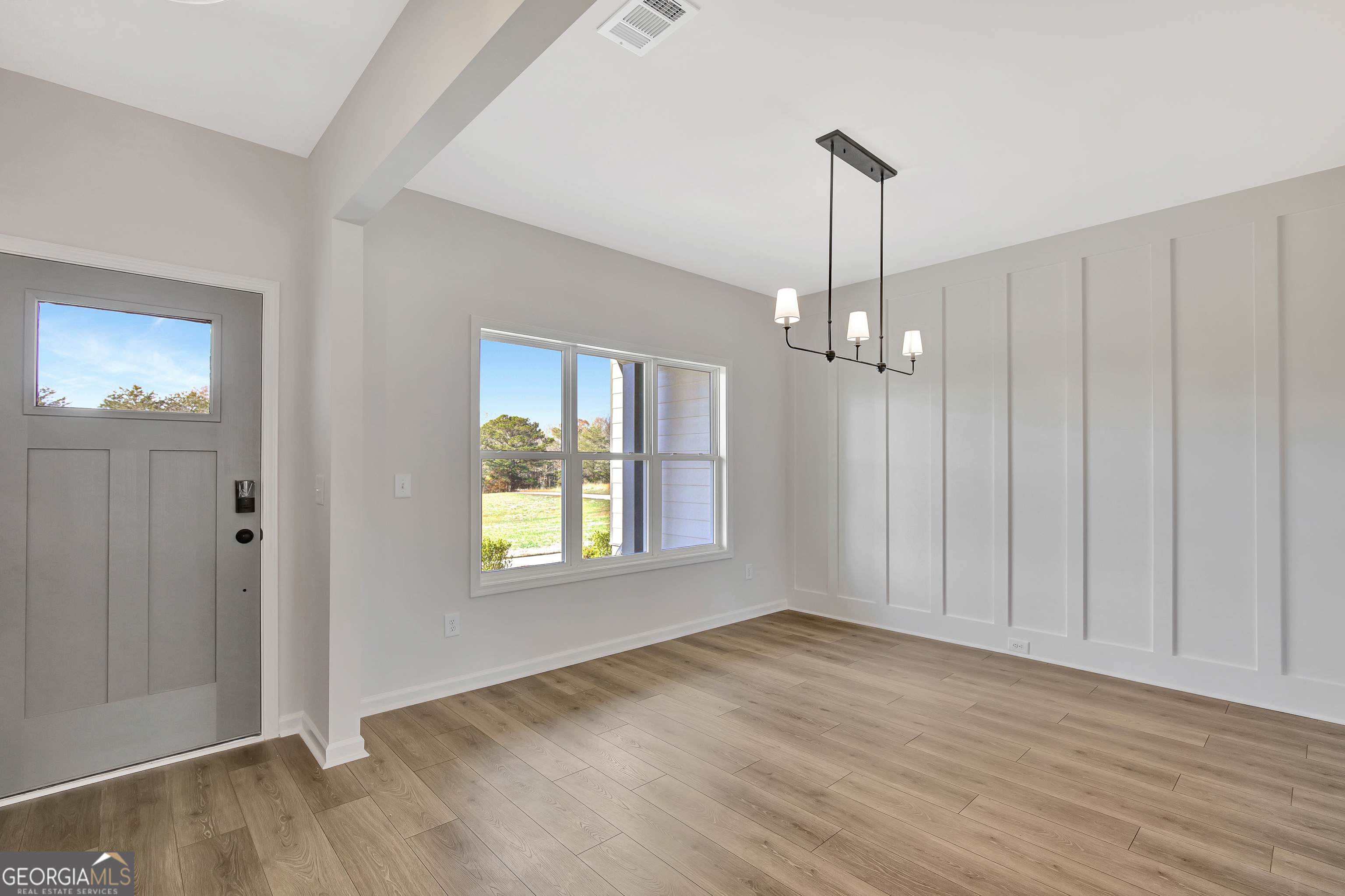 Griffin, Georgia, 30223, United States, 4 Bedrooms Bedrooms, ,3 BathroomsBathrooms,Residential,For Sale,1942083