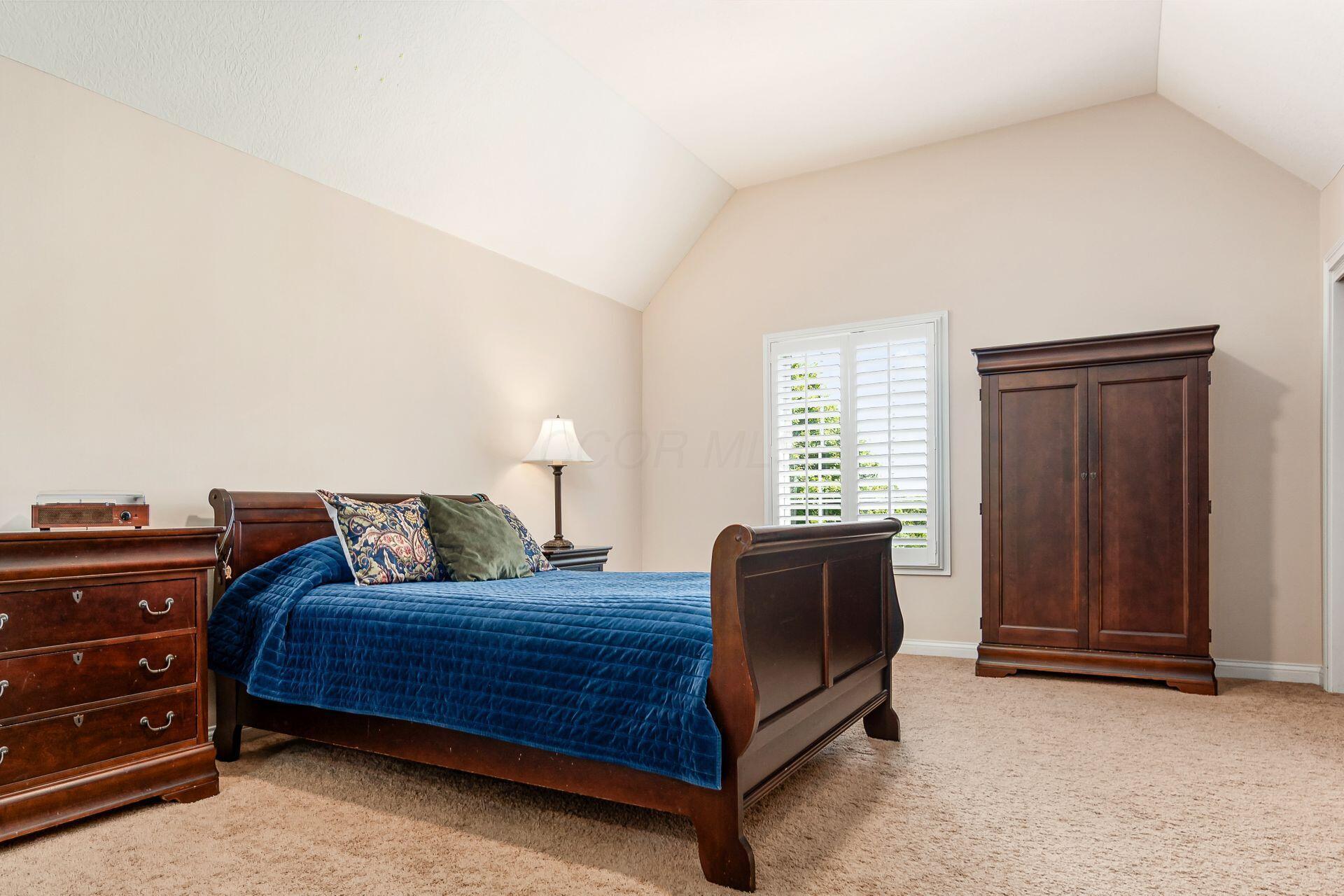 Dublin, Ohio, 43017, United States, 4 Bedrooms Bedrooms, ,5 BathroomsBathrooms,Residential,For Sale,1932782
