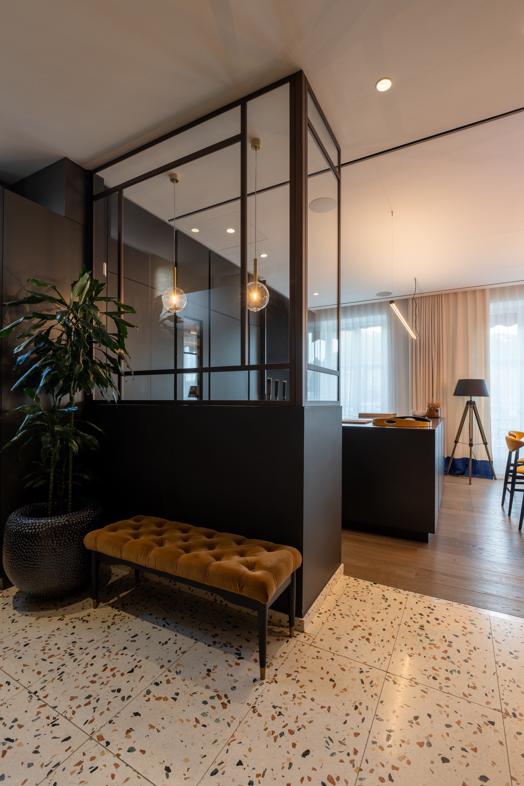  Nice Port Lympia 2 bedroom apartment 130 sqm panoramic port view architect desi… - 物件實景
