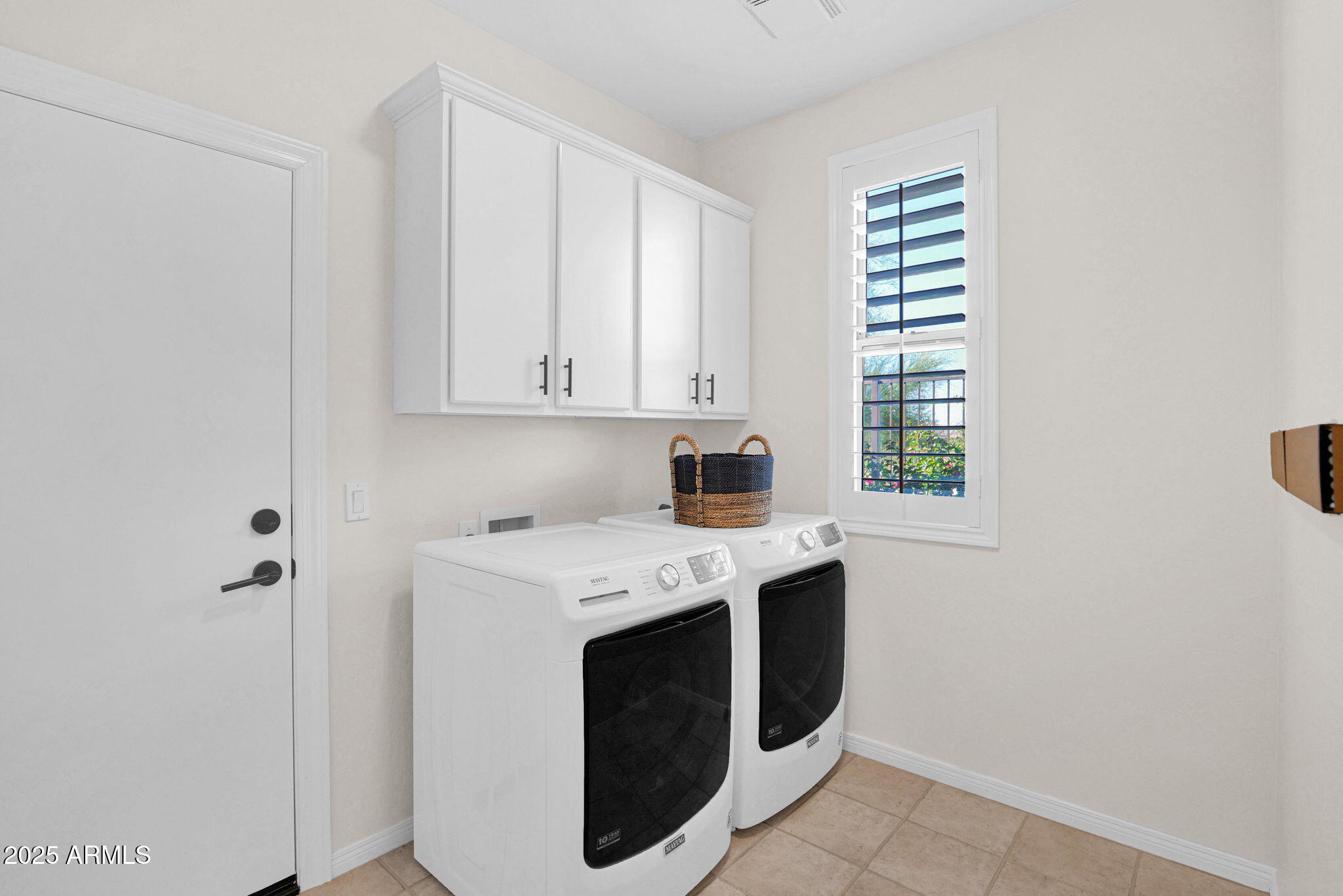 Scottsdale, Arizona, 85266, United States, 2 Bedrooms Bedrooms, ,2 BathroomsBathrooms,Residential,For Sale,1987533